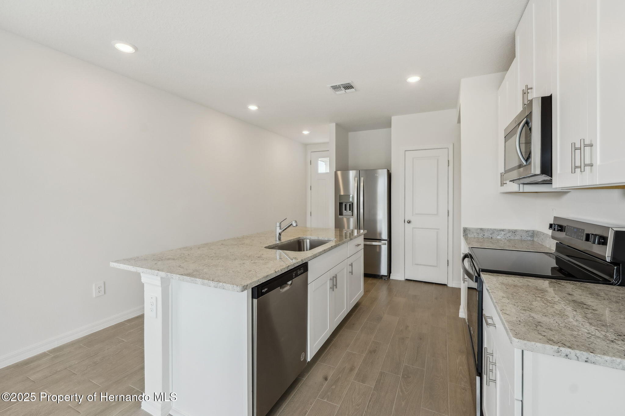 3561 Moscato Drive, Brooksville, Florida image 13