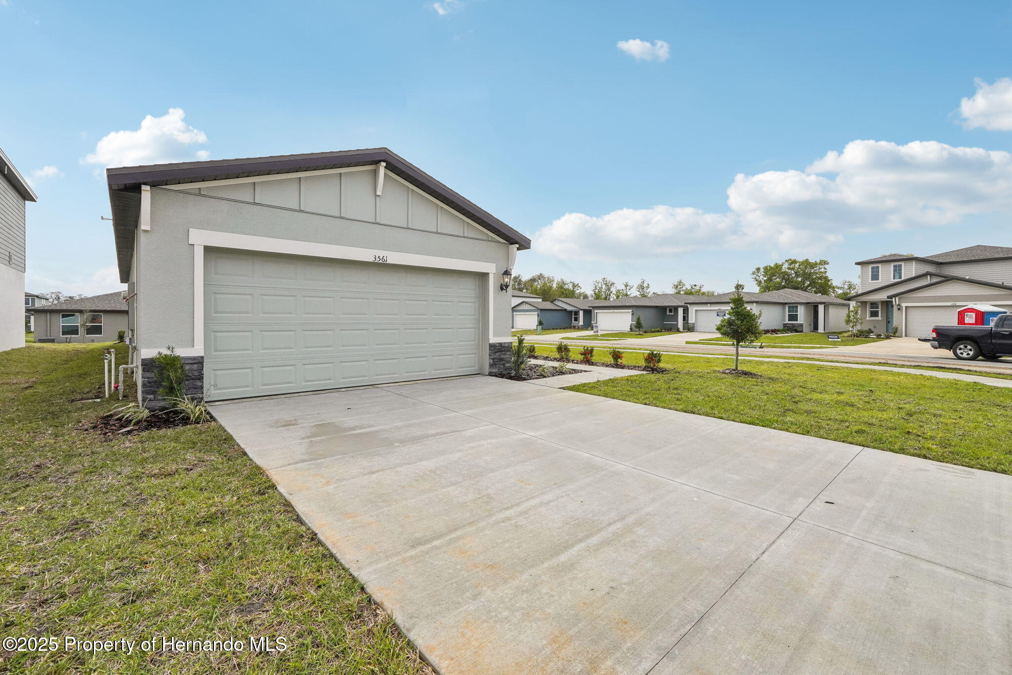 3561 Moscato Drive, Brooksville, Florida image 3