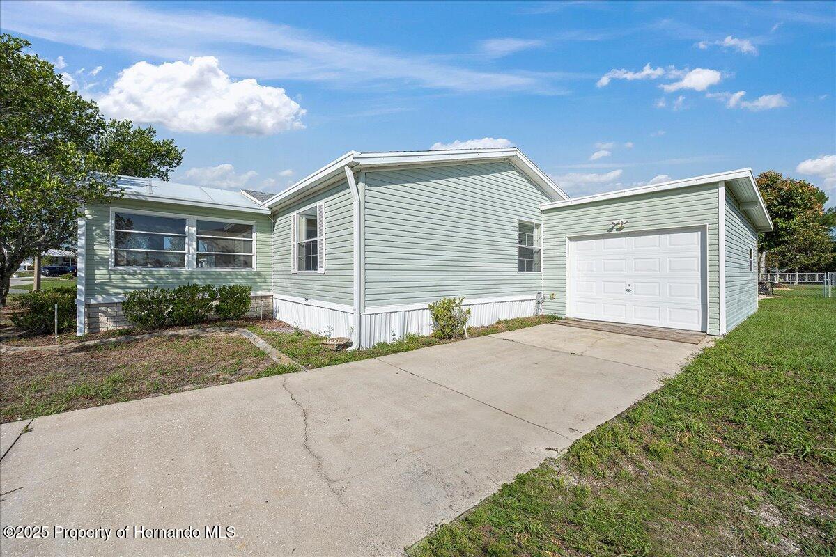 14460 Diablo Drive, Brooksville, Florida image 4