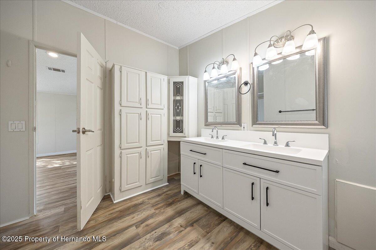 14460 Diablo Drive, Brooksville, Florida image 25