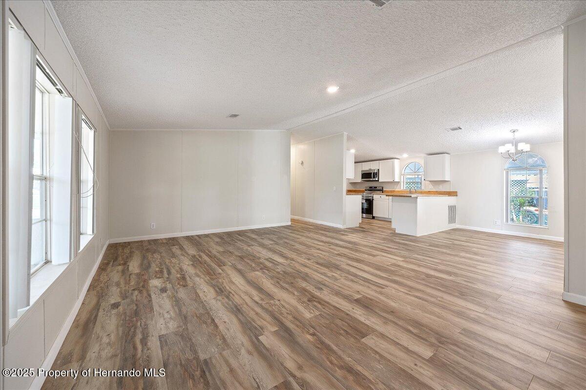 14460 Diablo Drive, Brooksville, Florida image 9