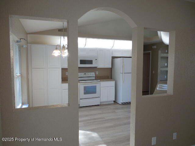 5278 Enfield Avenue, Spring Hill, Florida image 5