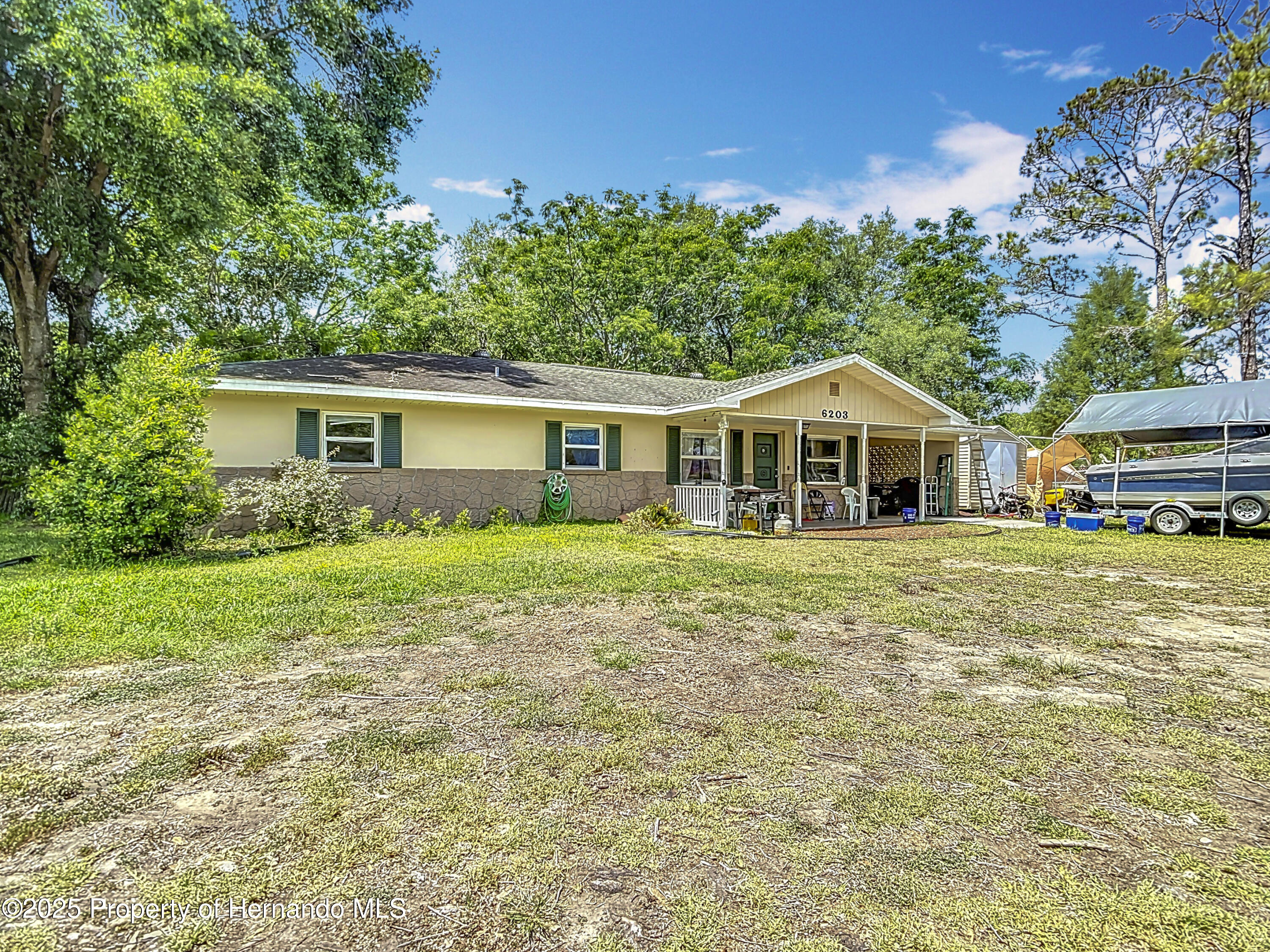 6203 Sumter Drive, Brooksville, Florida image 11