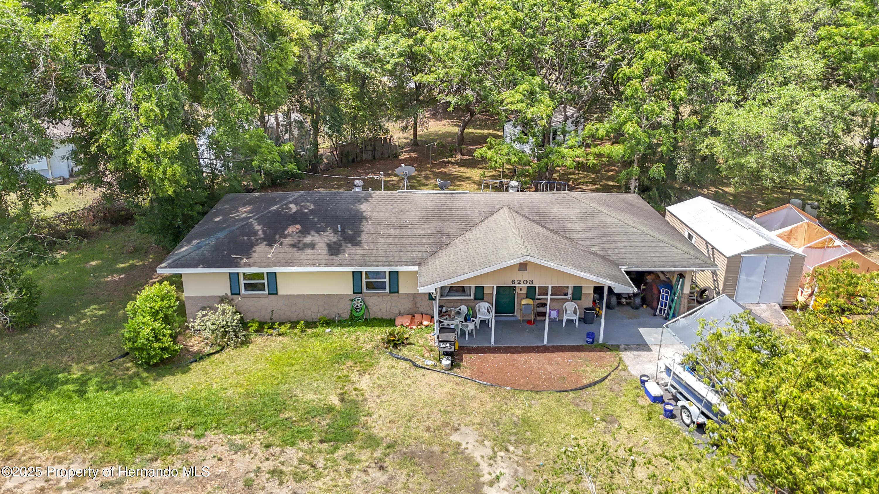 6203 Sumter Drive, Brooksville, Florida image 4