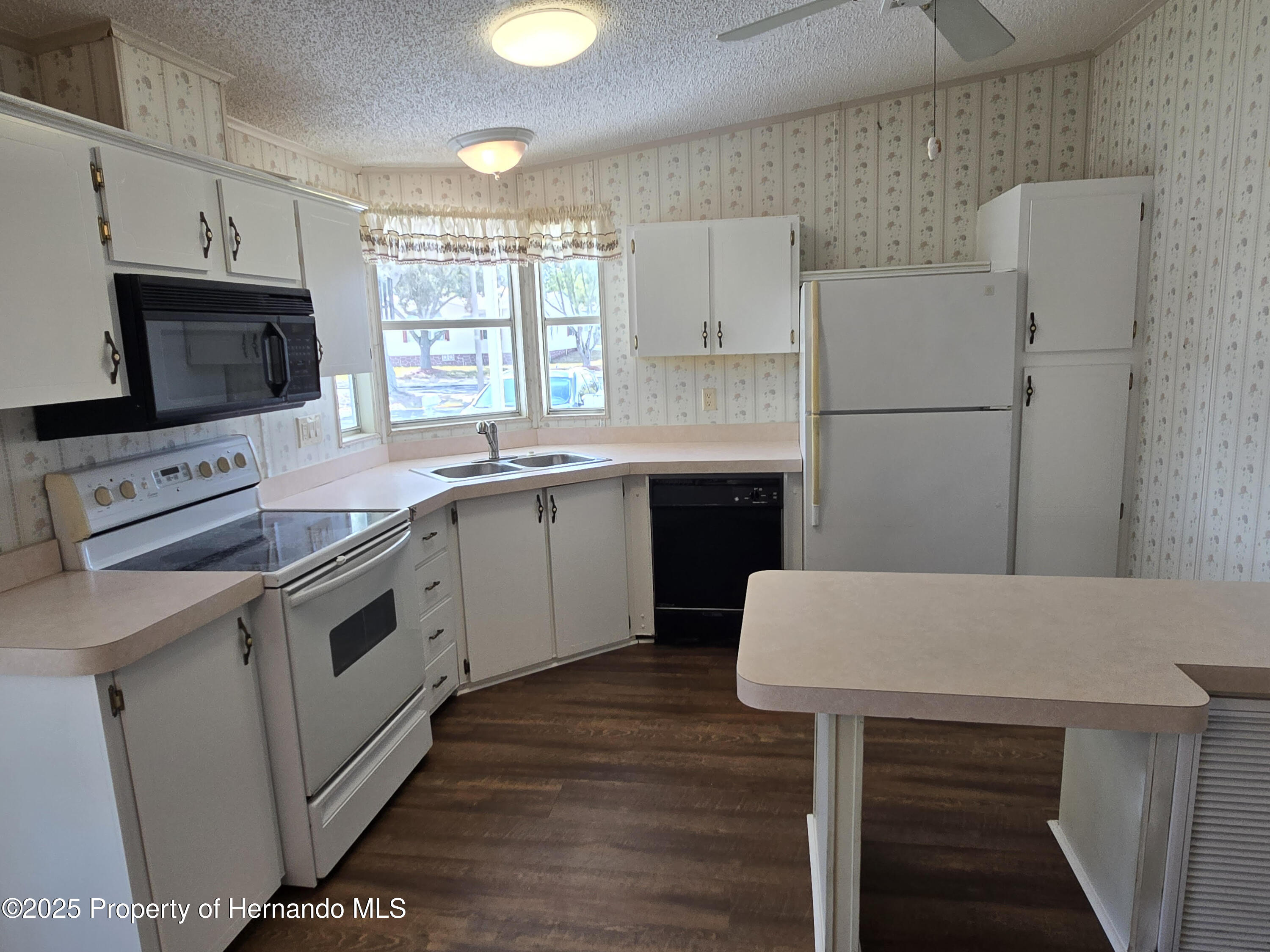 15180 Brookridge Boulevard, Brooksville, Florida image 6