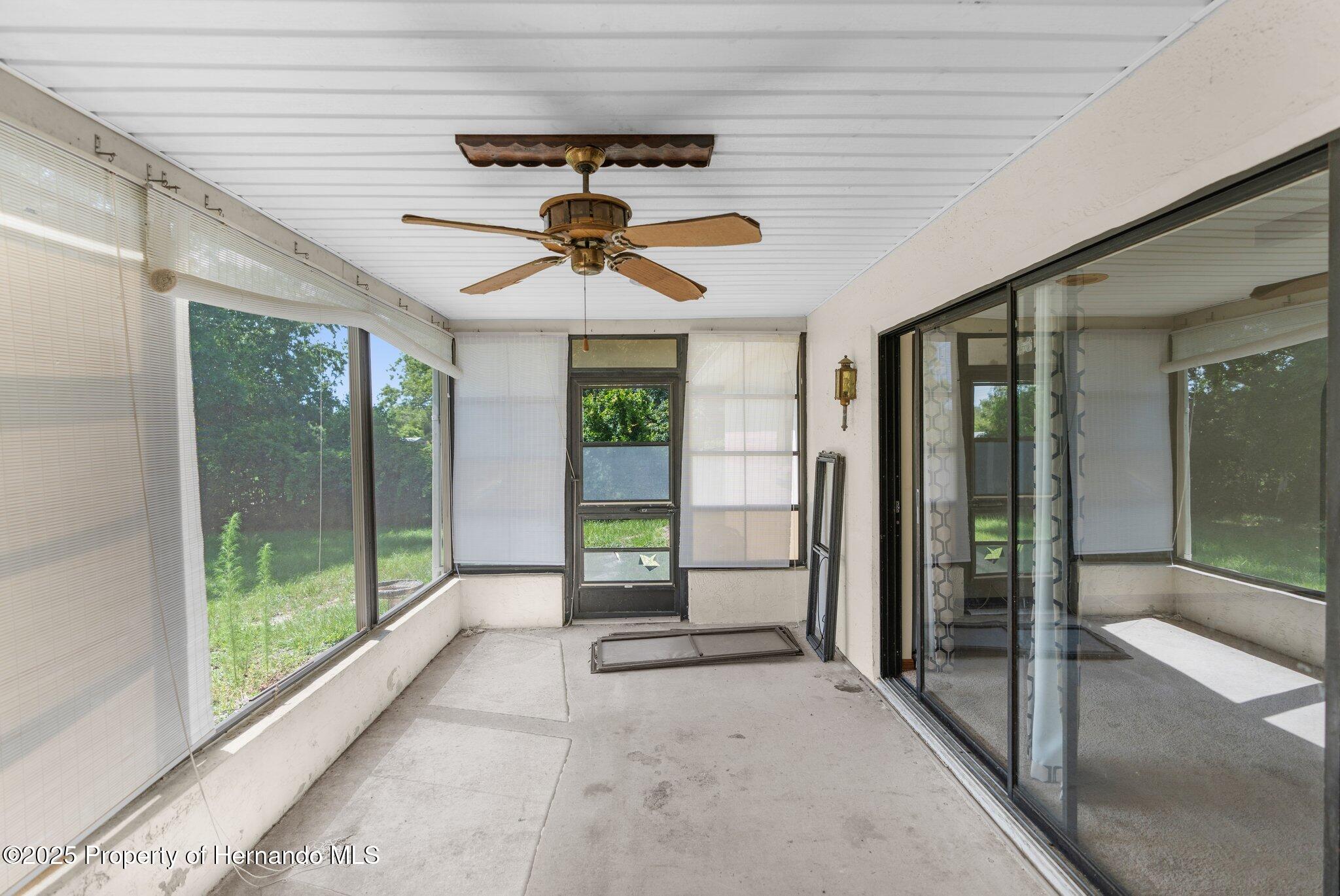 2443 Glenridge Drive, Spring Hill, Florida image 4