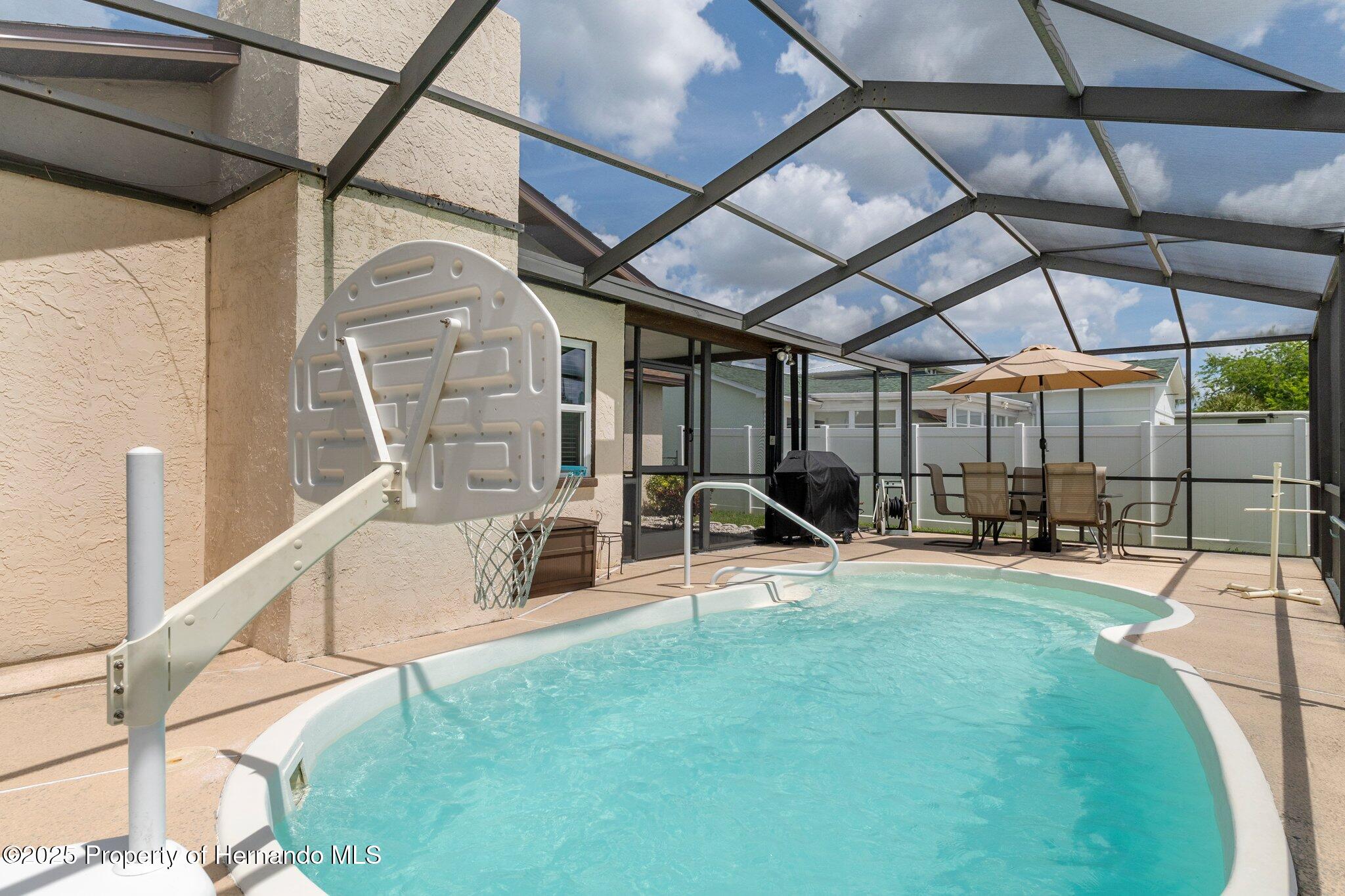 7520 Mako Drive, Hudson, Florida image 47