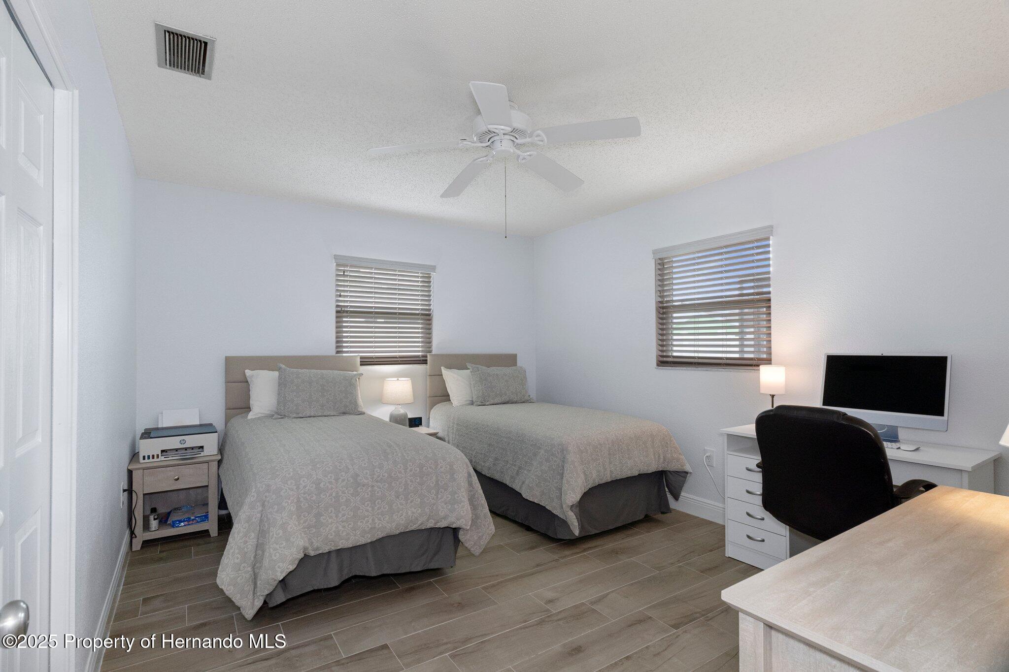 7520 Mako Drive, Hudson, Florida image 40