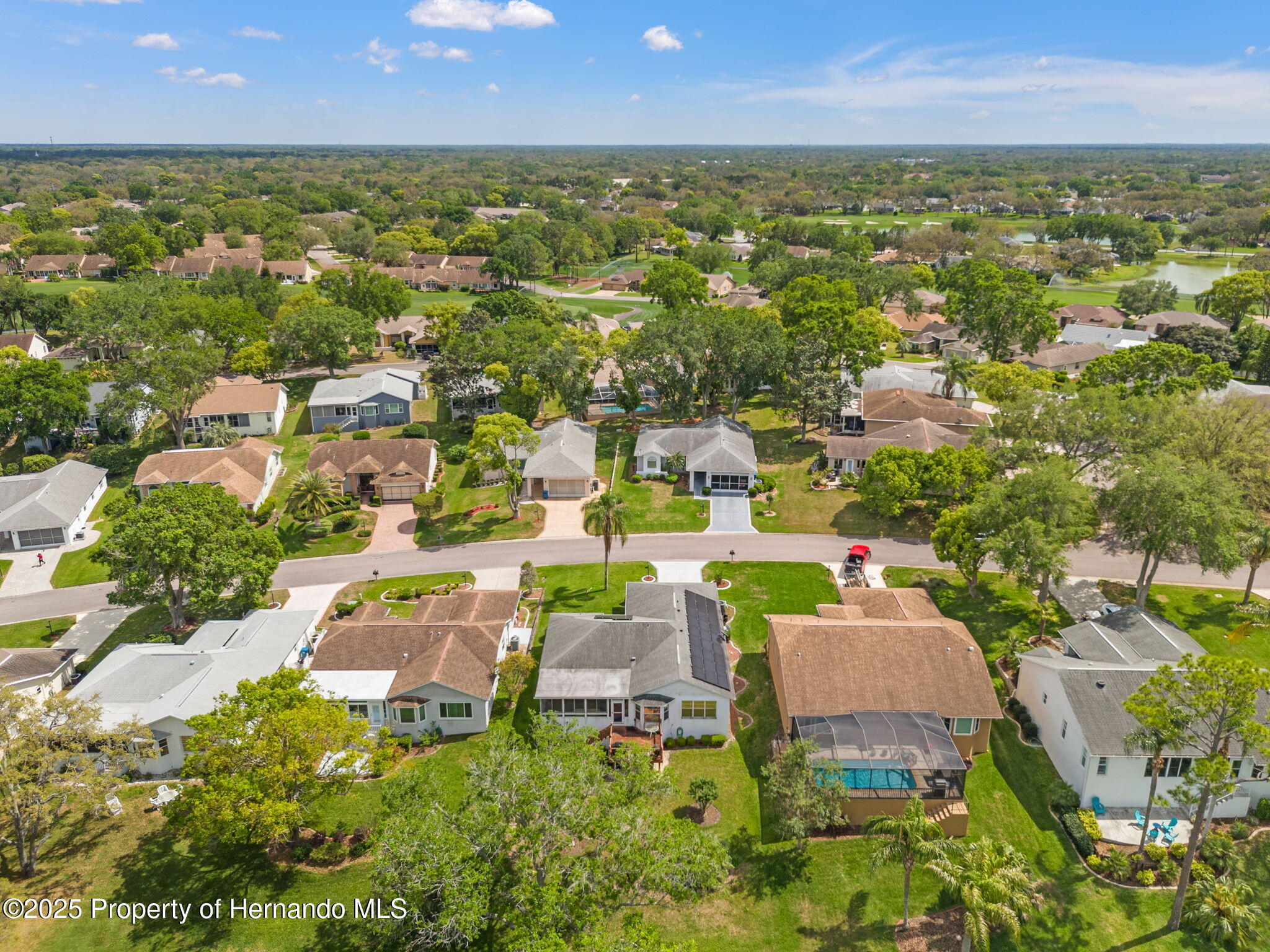 7483 Blue Skies Drive, Spring Hill, Florida image 37
