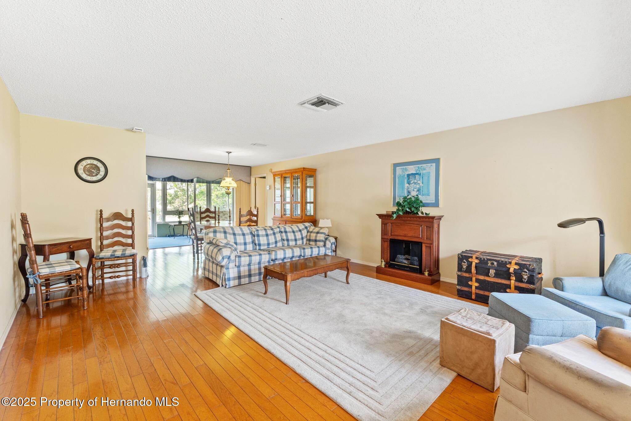7483 Blue Skies Drive, Spring Hill, Florida image 4