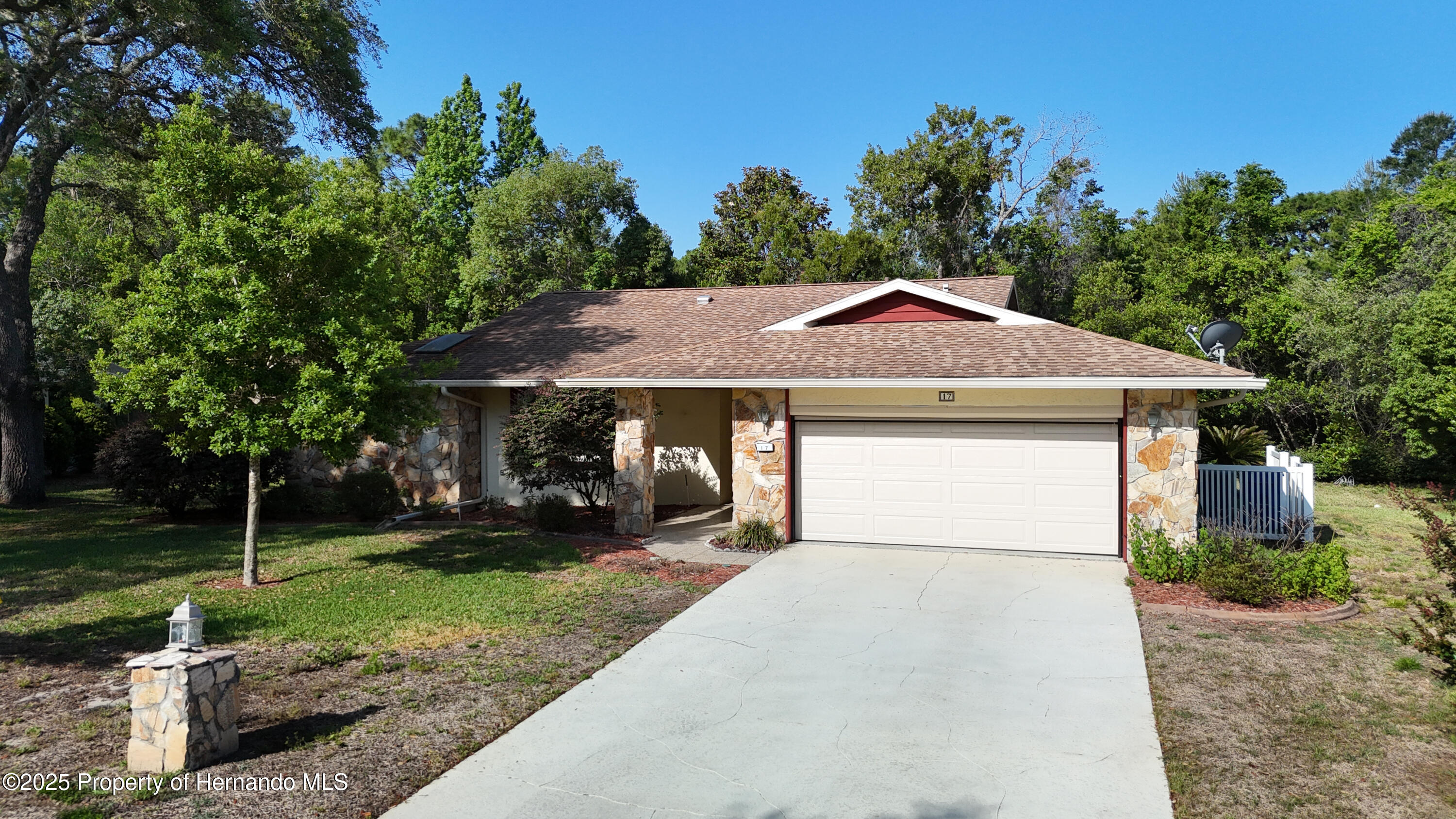 17 Salvia Court, Homosassa, Florida image 1