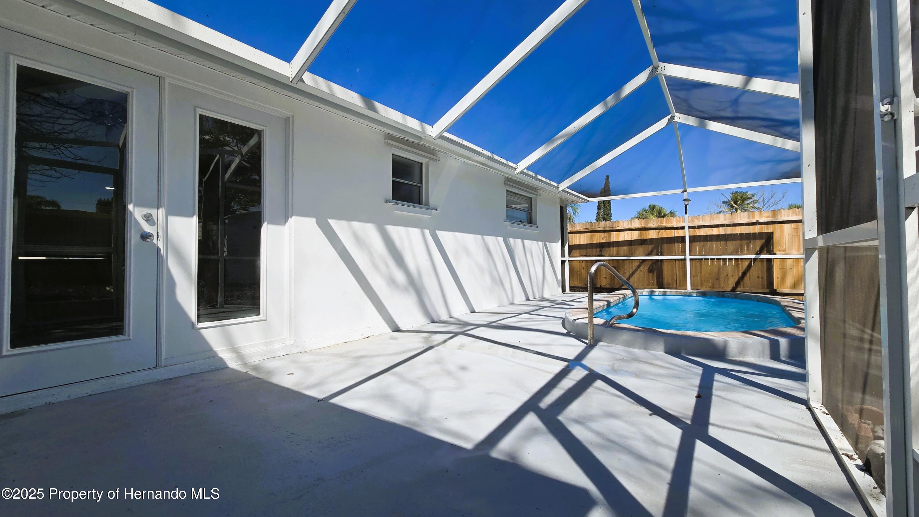 8640 Spanish Moss Drive, Port Richey, Florida image 37