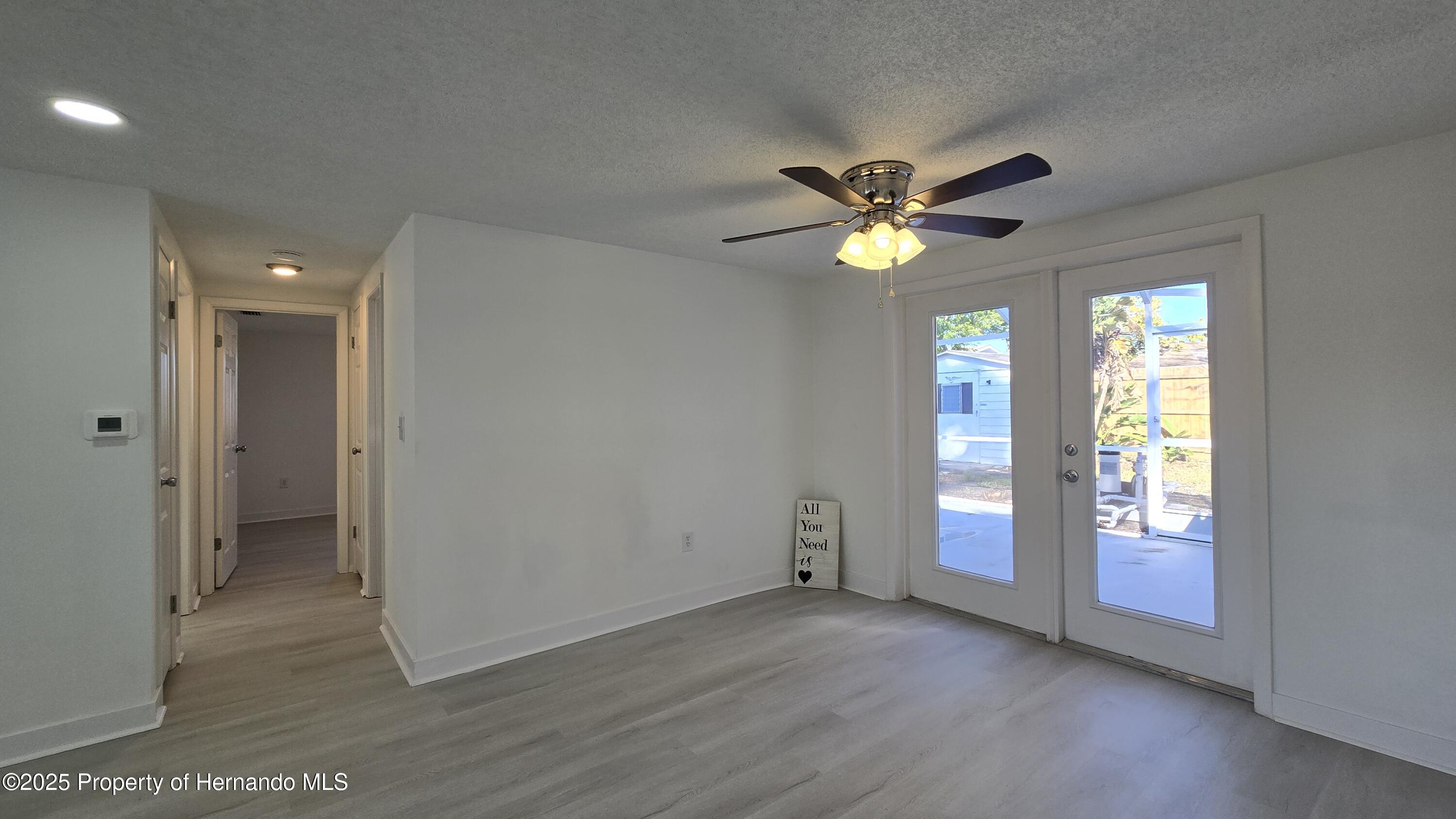 8640 Spanish Moss Drive, Port Richey, Florida image 32