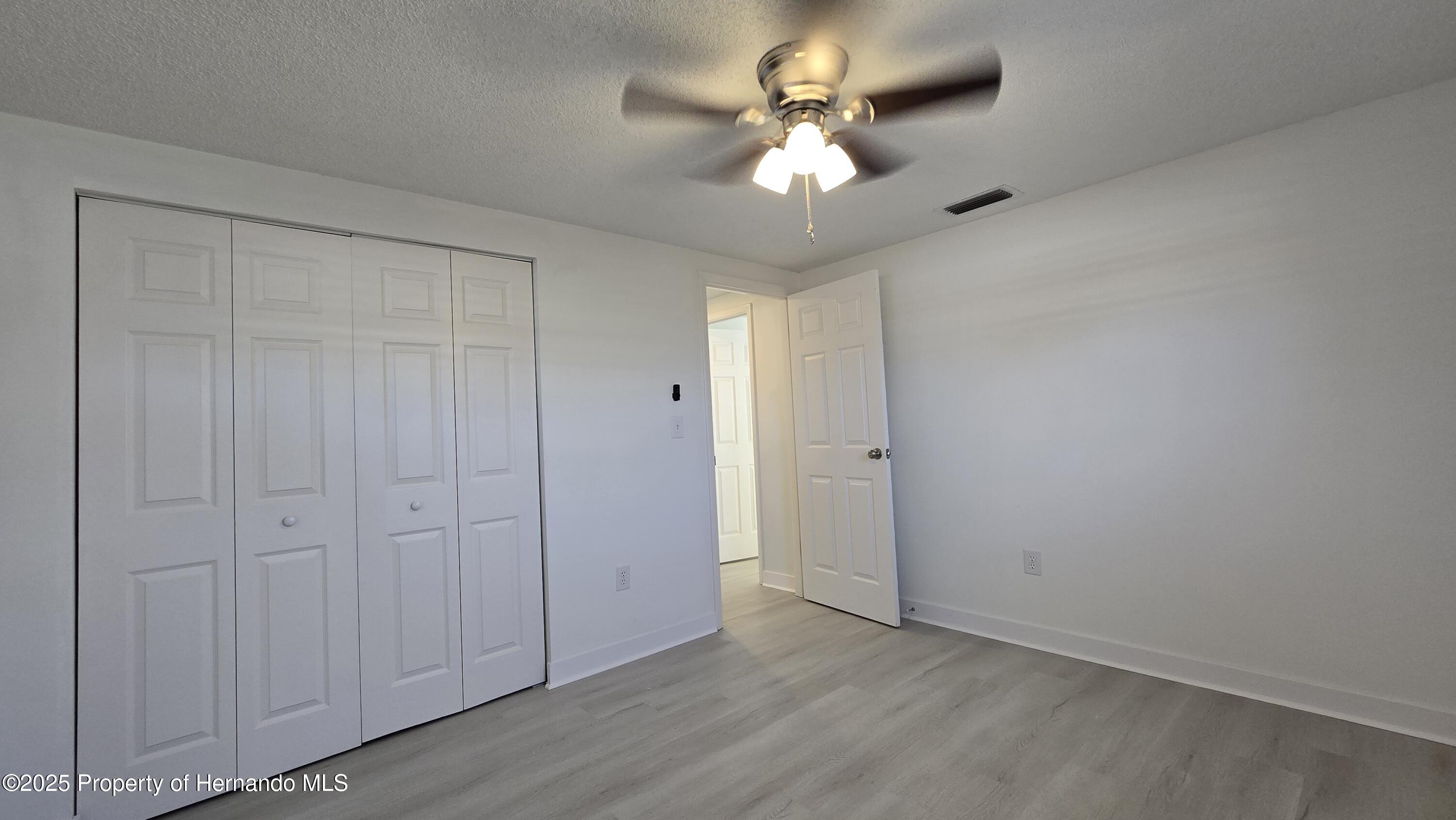 8640 Spanish Moss Drive, Port Richey, Florida image 40