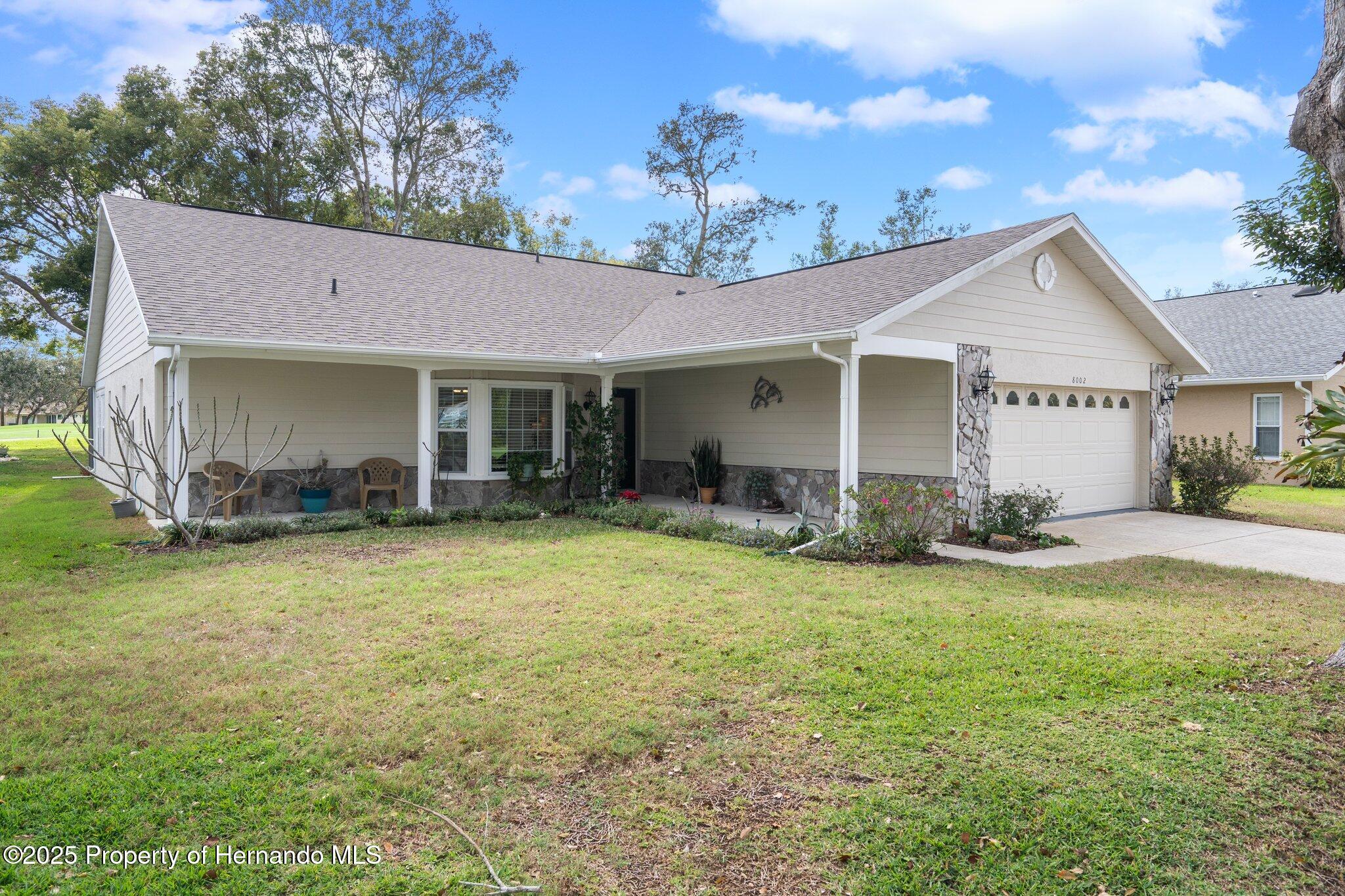 8002 Sugarbush Drive, Spring Hill, Florida image 8