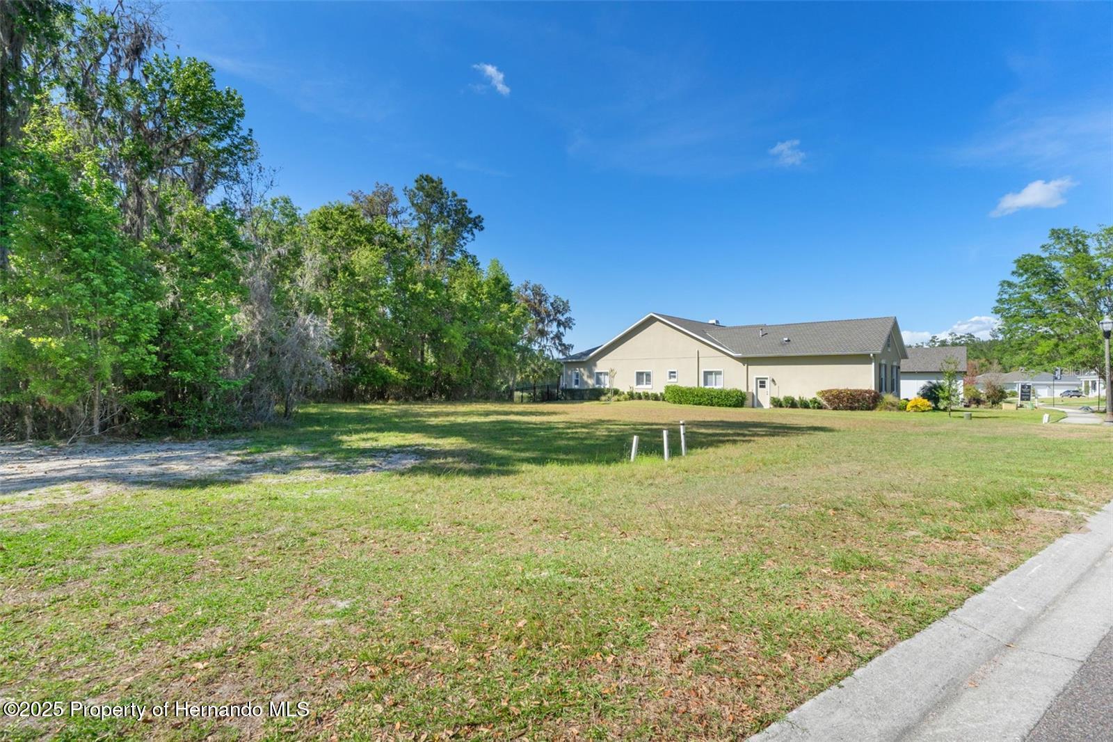 5545 Summit View Drive, Brooksville, Florida image 10