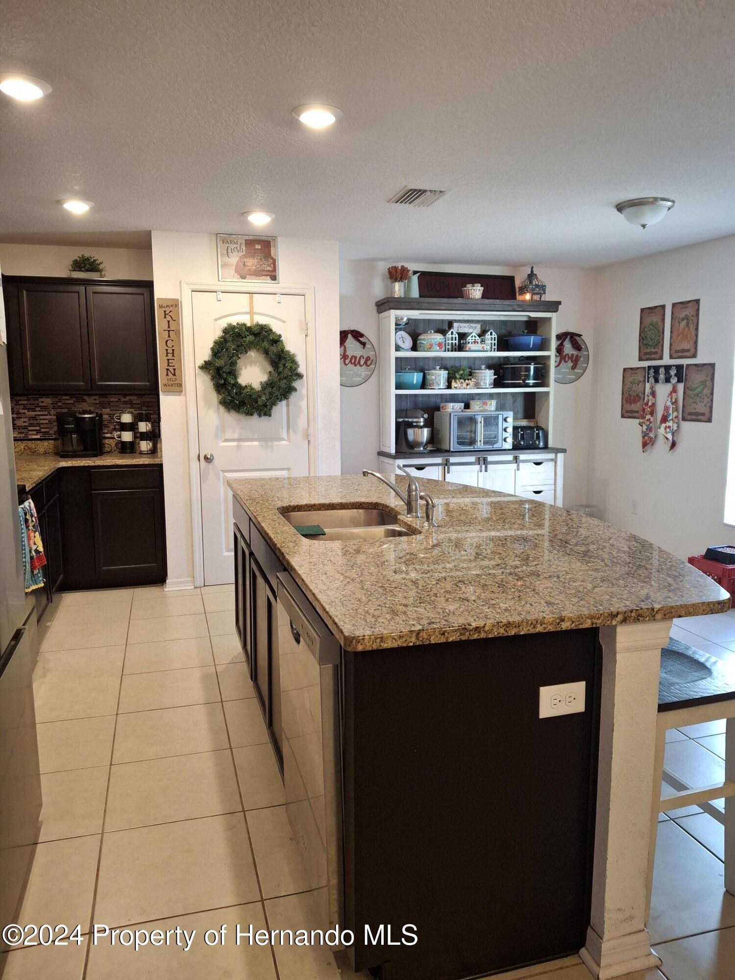 Brooksville, Florida 34613, United States, 4 Bedrooms Bedrooms, ,2 BathroomsBathrooms,Residential,Active,24627