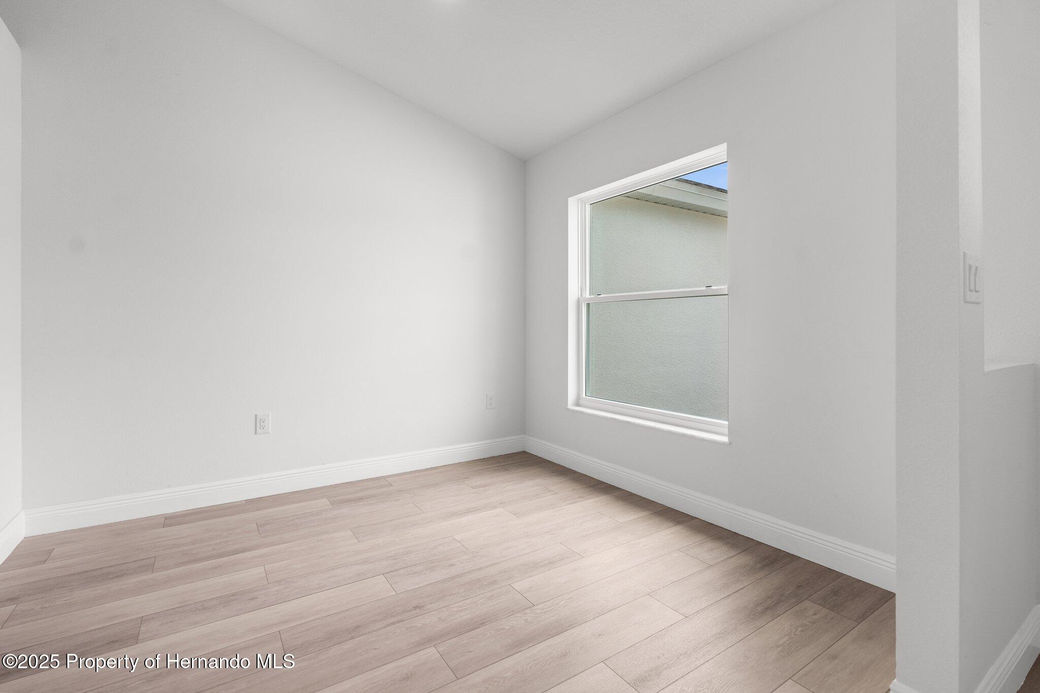 8116 Ridge Road, Weeki Wachee, Florida image 10