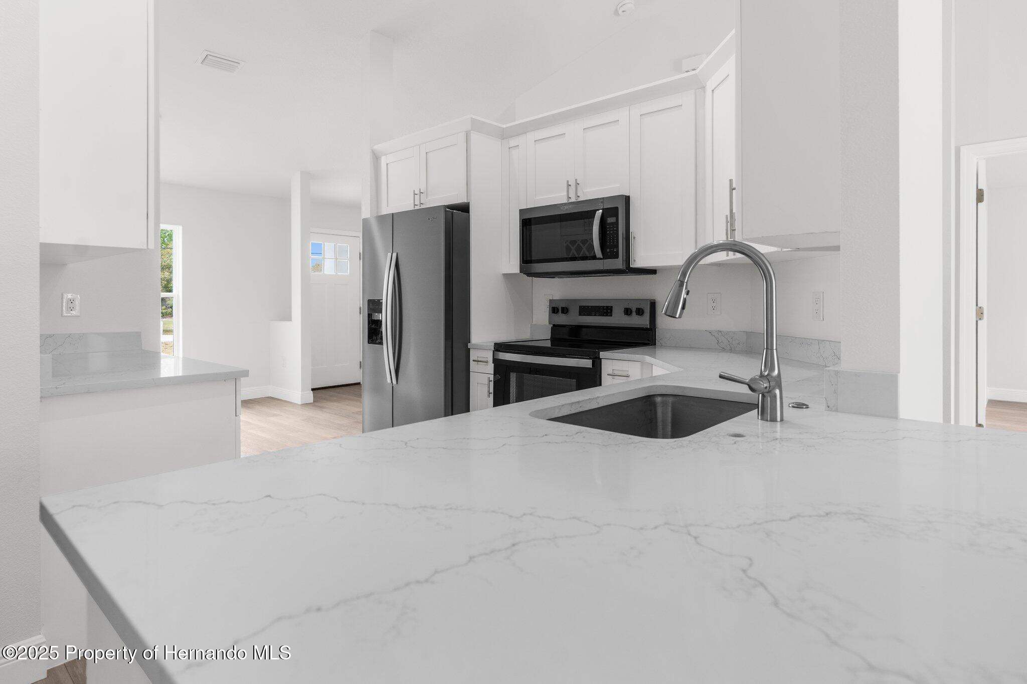 8116 Ridge Road, Weeki Wachee, Florida image 17