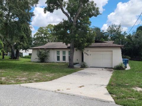 Homes For Sale - 404 Portland Avenue<br/> Spring Hill, FL 34606