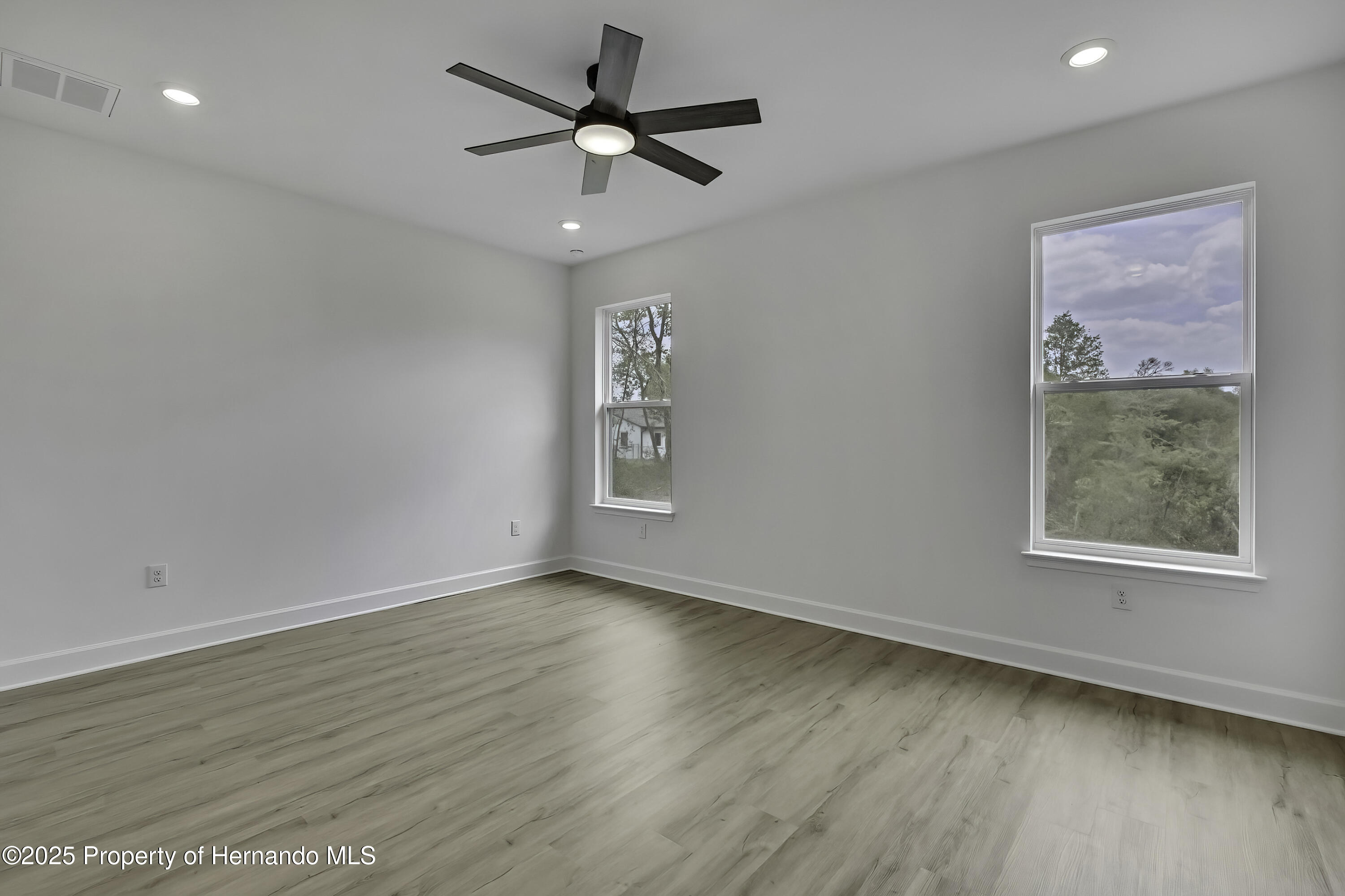 1080 Dunlap Avenue, Spring Hill, Florida image 17