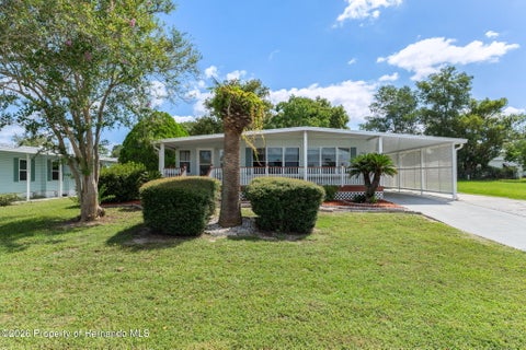 Mobile Home For Sale - 15682 Brookridge Boulevard<br/> Brooksville, FL 34613