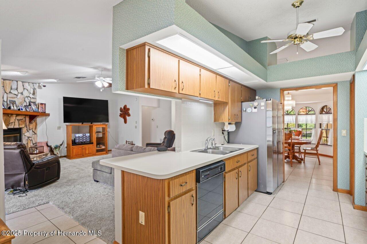 7270 Nightwalker Road, Weeki Wachee, Florida image 13