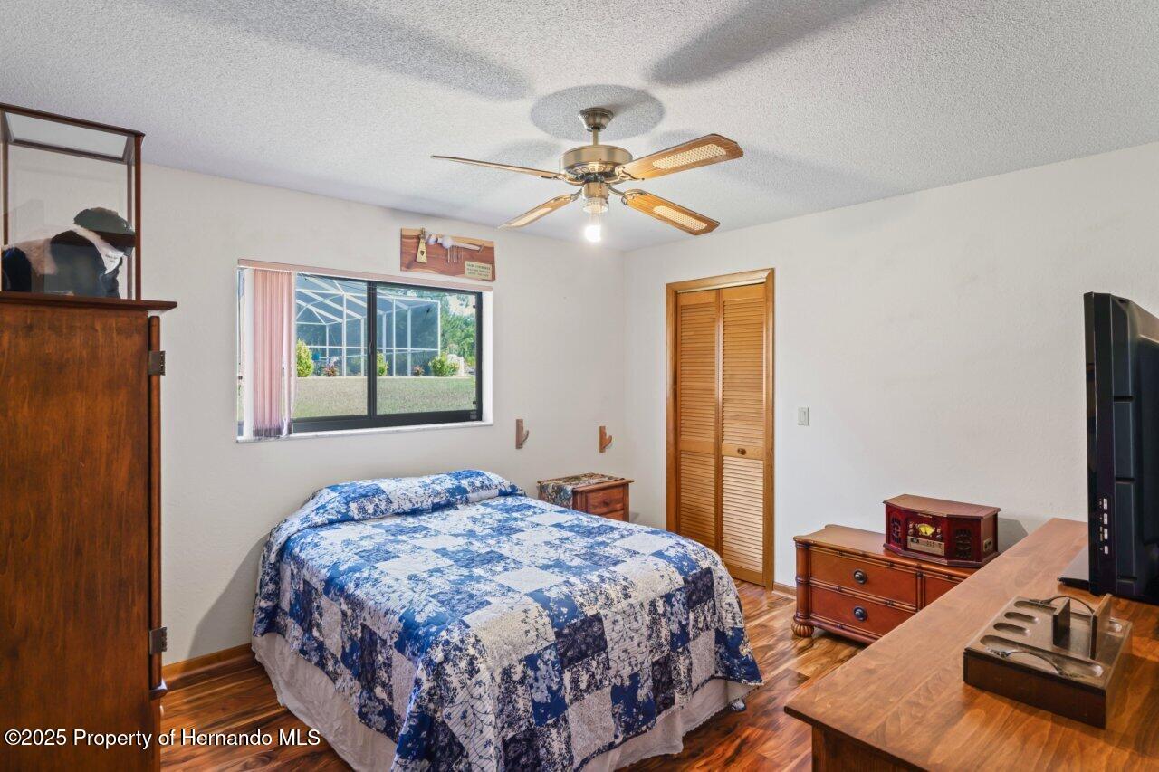 7270 Nightwalker Road, Weeki Wachee, Florida image 34