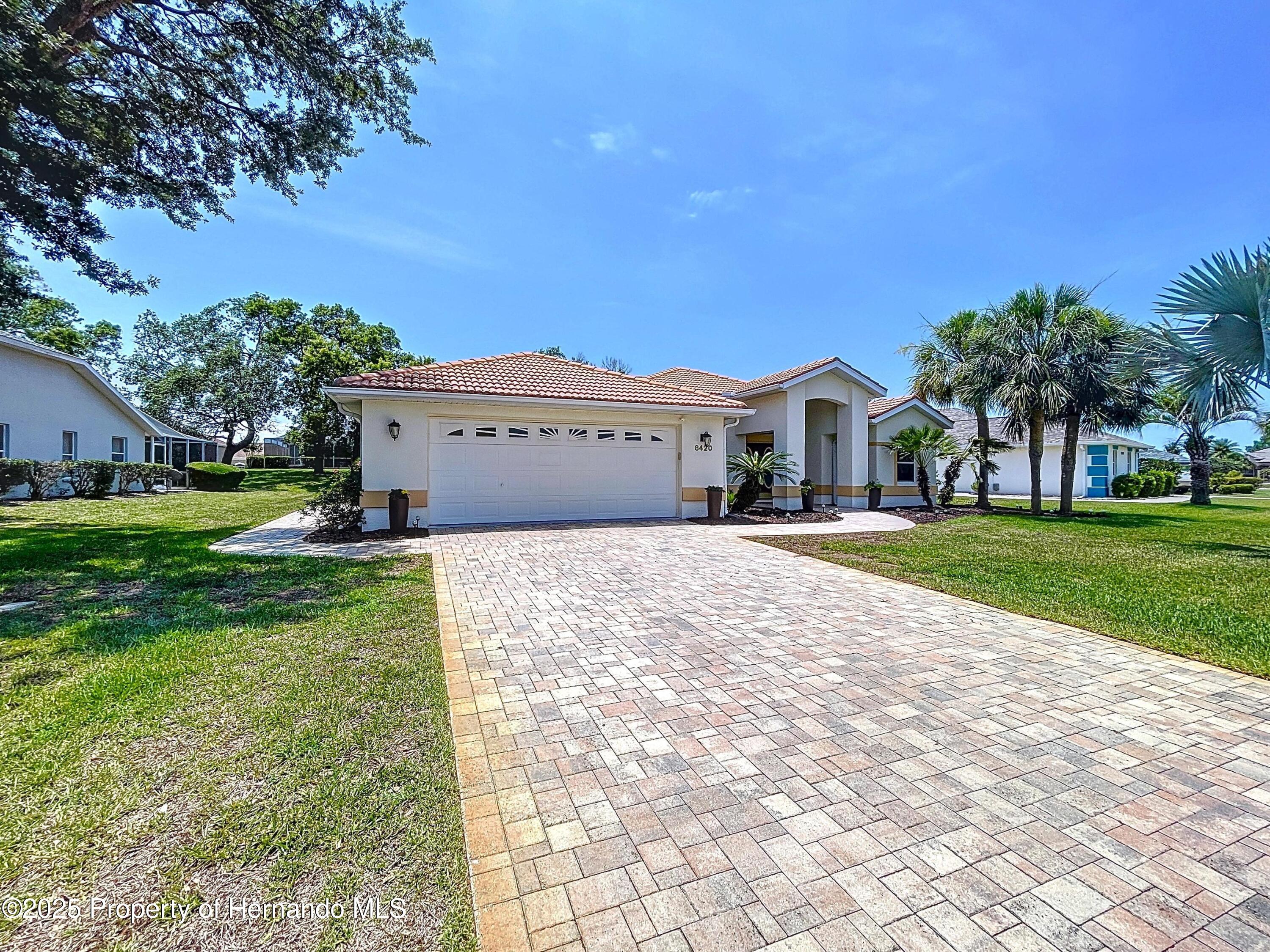 8420 Maybelle Drive, Weeki Wachee, Florida image 4