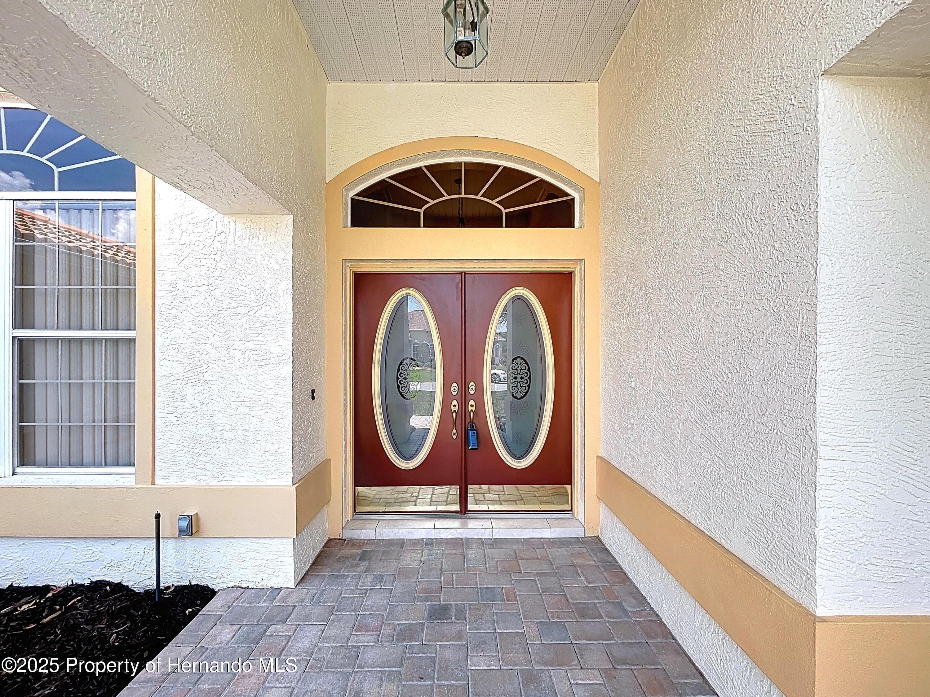 8420 Maybelle Drive, Weeki Wachee, Florida image 8