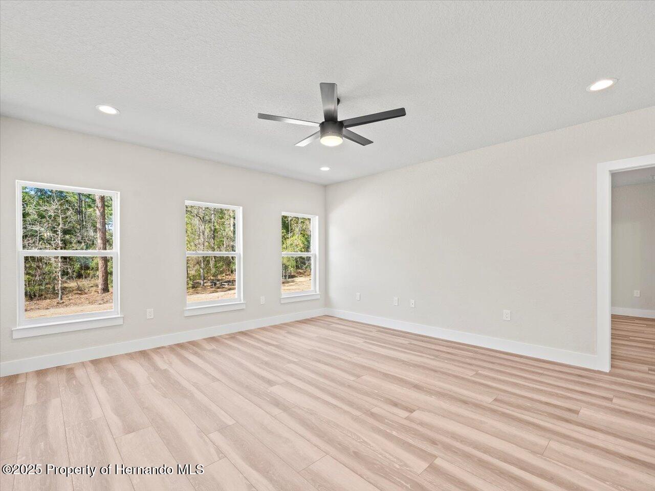 14953 Chimney Swift Road, Weeki Wachee, Florida image 7