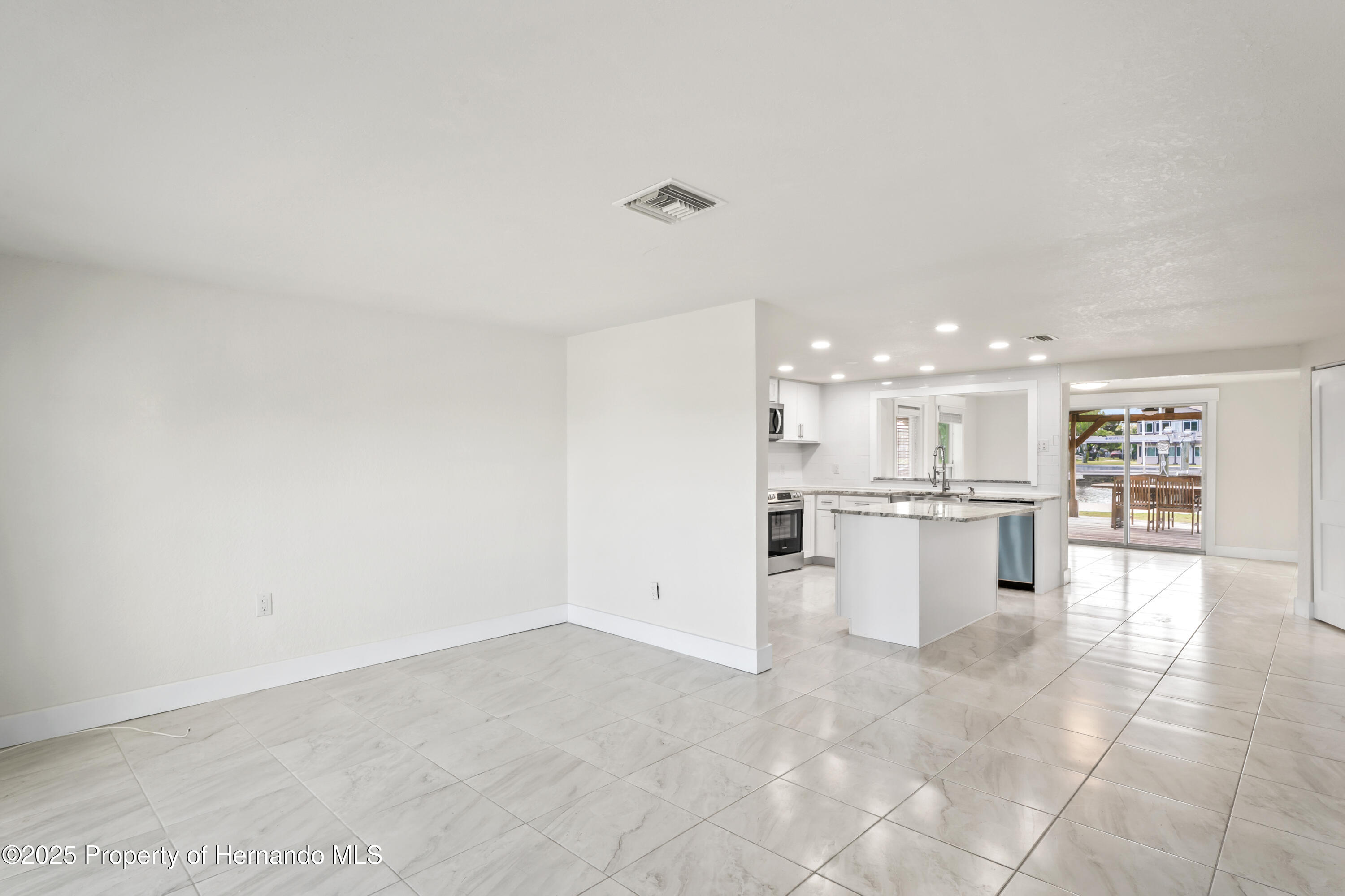 3404 Minnow Creek Drive, HERNANDO BEACH, Florida image 8