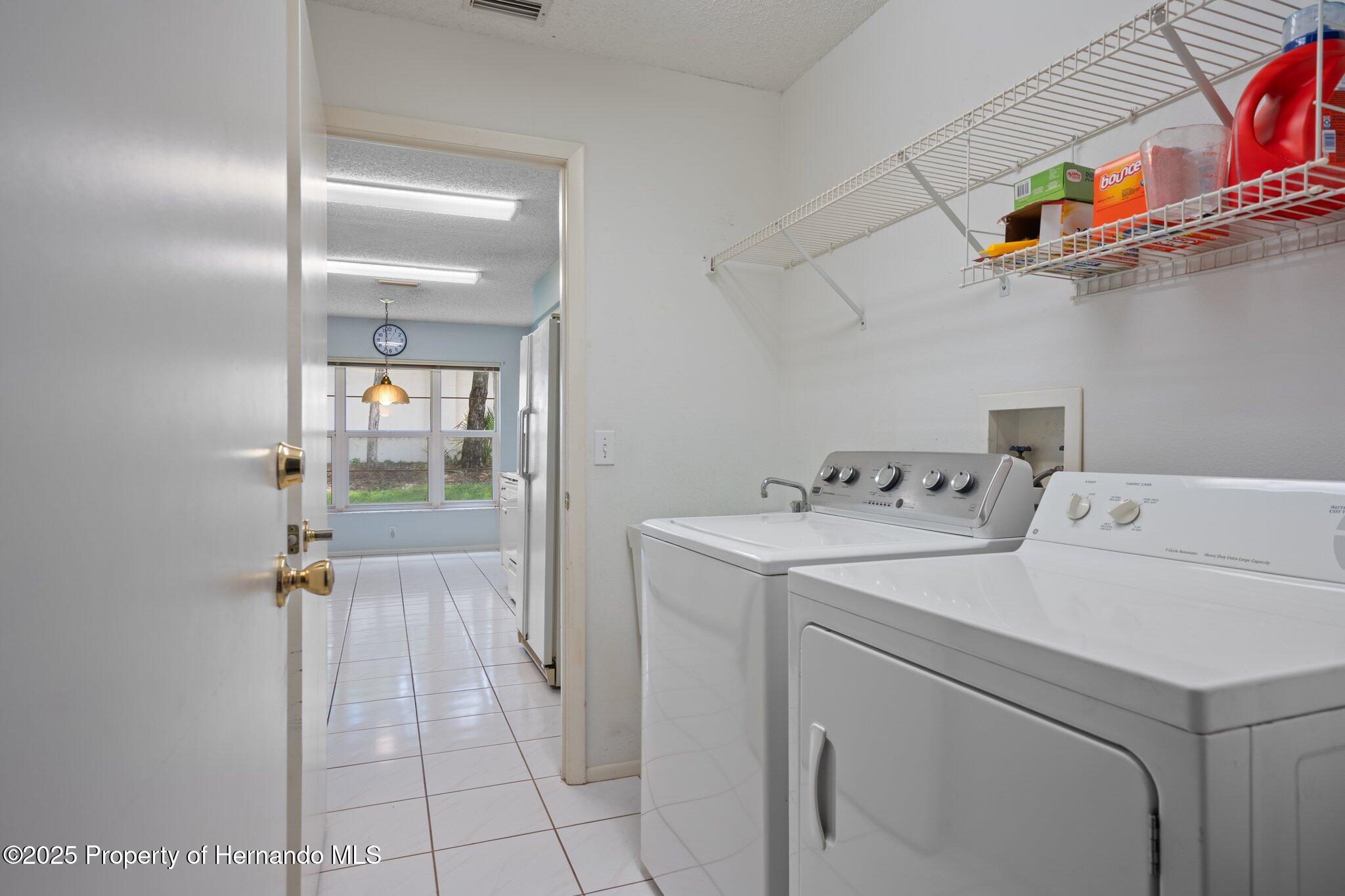 2165 Springmeadow Drive, Spring Hill, Florida image 29