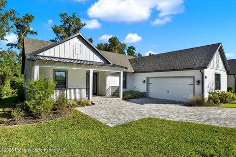 Homes For Sale - 6757 Summit View Drive<br/> Brooksville, FL 34601