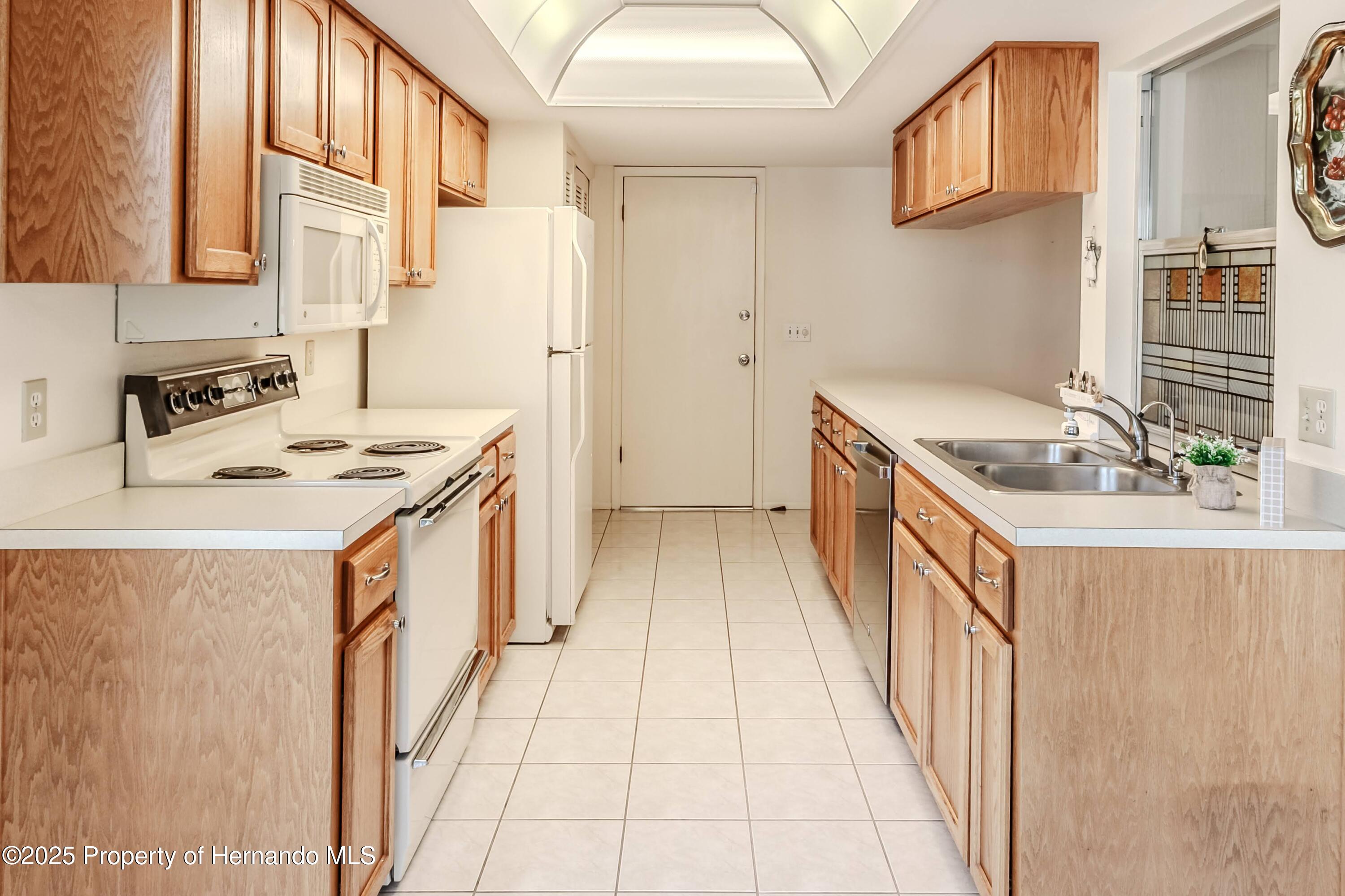 6172 Prestwick Court, Spring Hill, Florida image 18