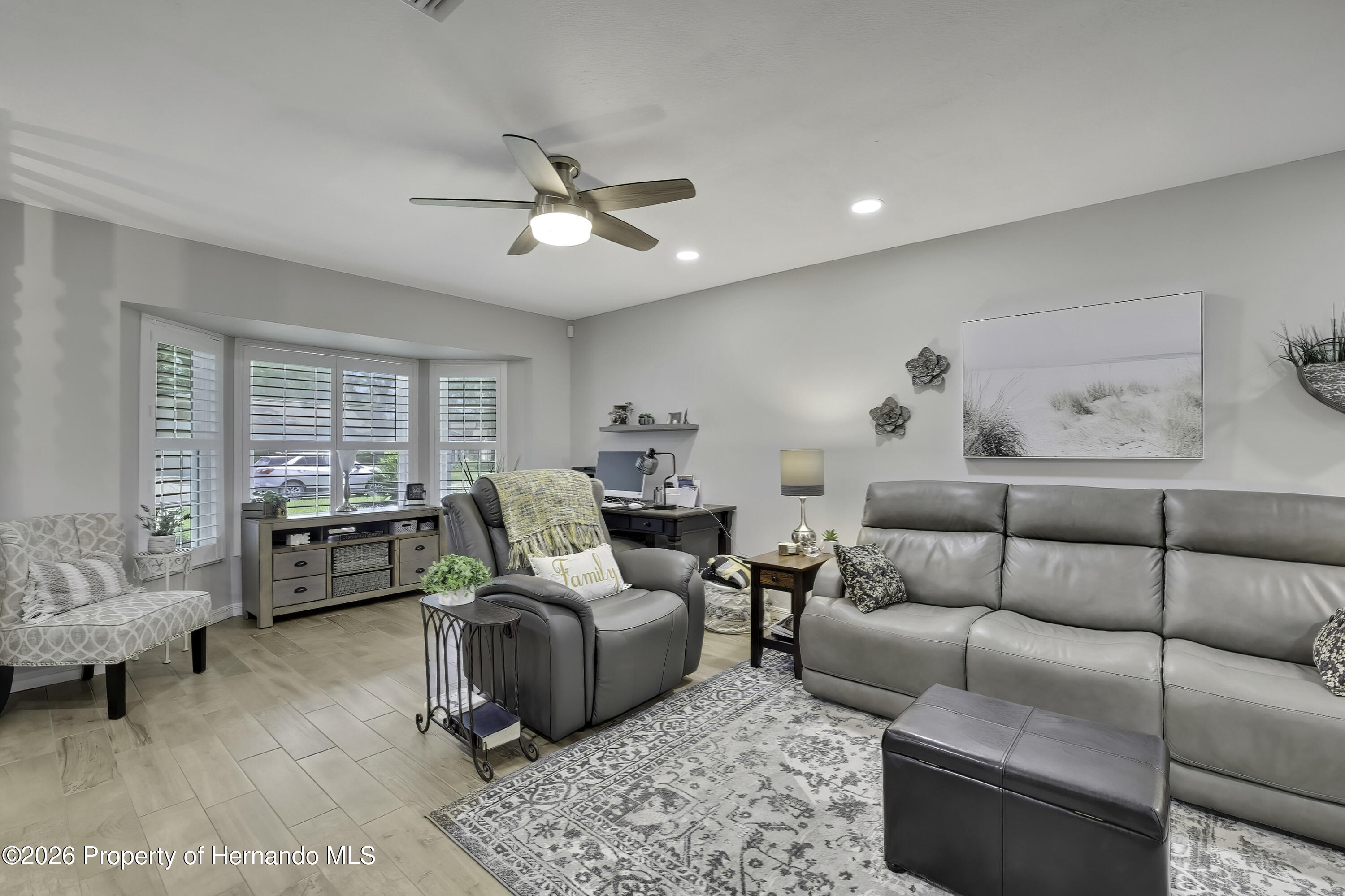 6405 Wedgewood Drive