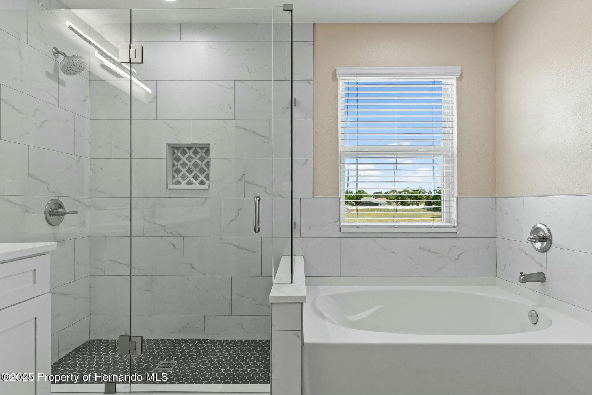 13619 Hunters Point Street, Spring Hill, Florida image 37