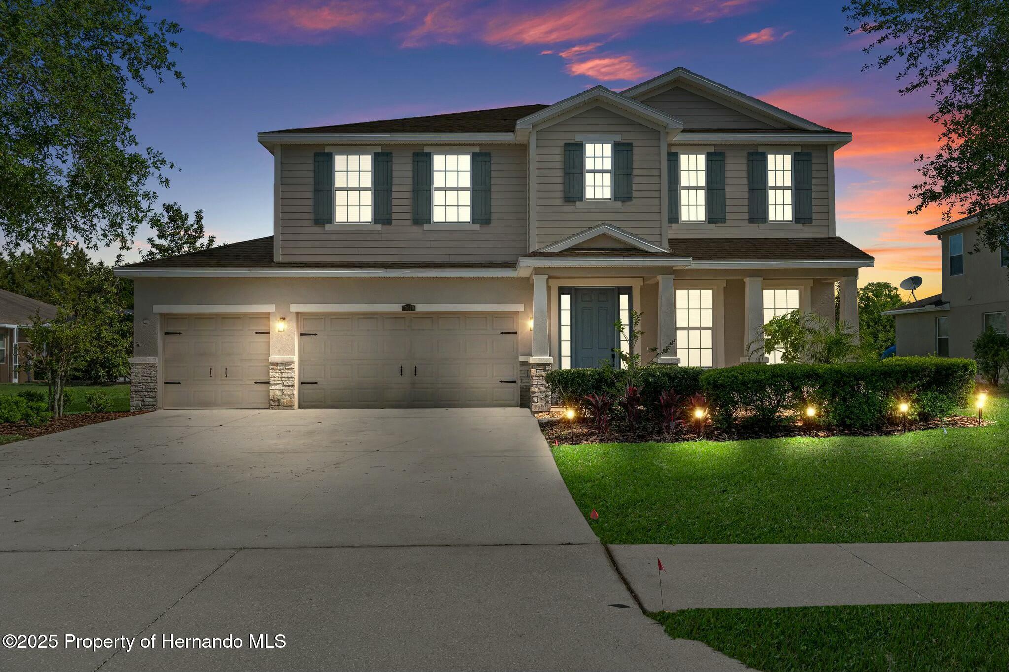13619 Hunters Point Street, Spring Hill, Florida image 4