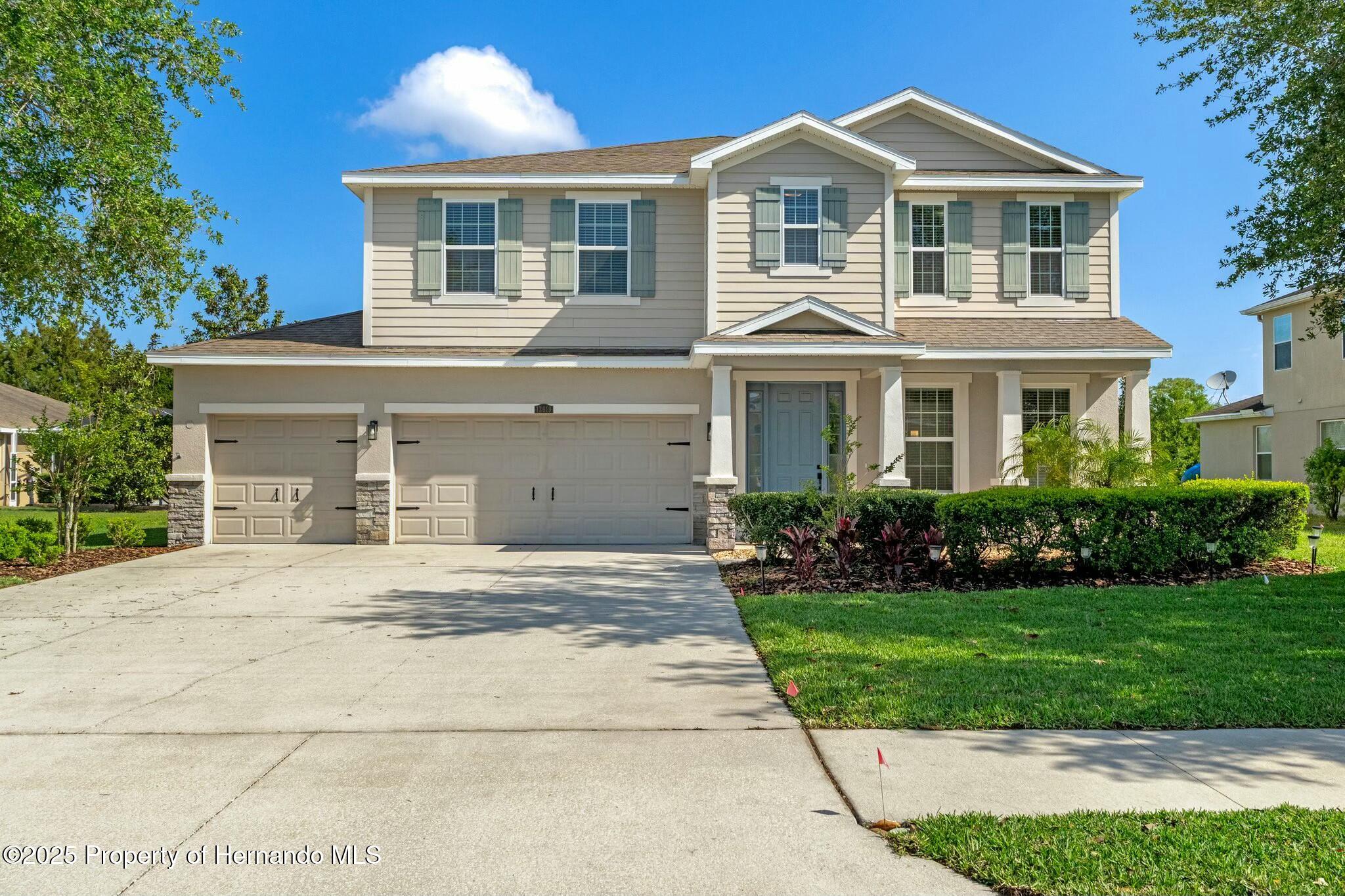 13619 Hunters Point Street, Spring Hill, Florida image 2