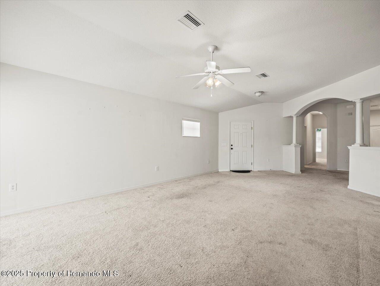 3885 Crossline Drive, Spring Hill, Florida image 8