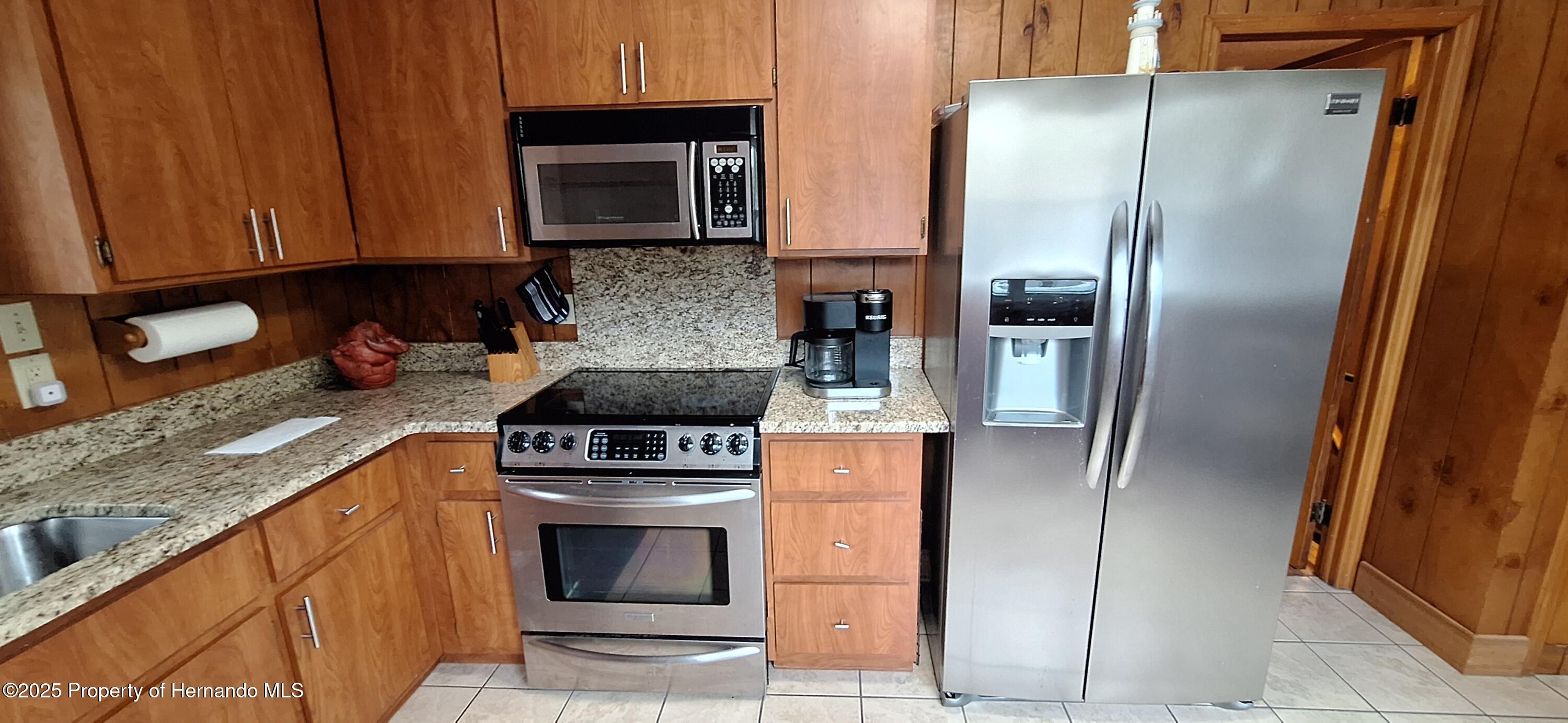 3461 Gum Drive, Weeki Wachee, Florida image 14