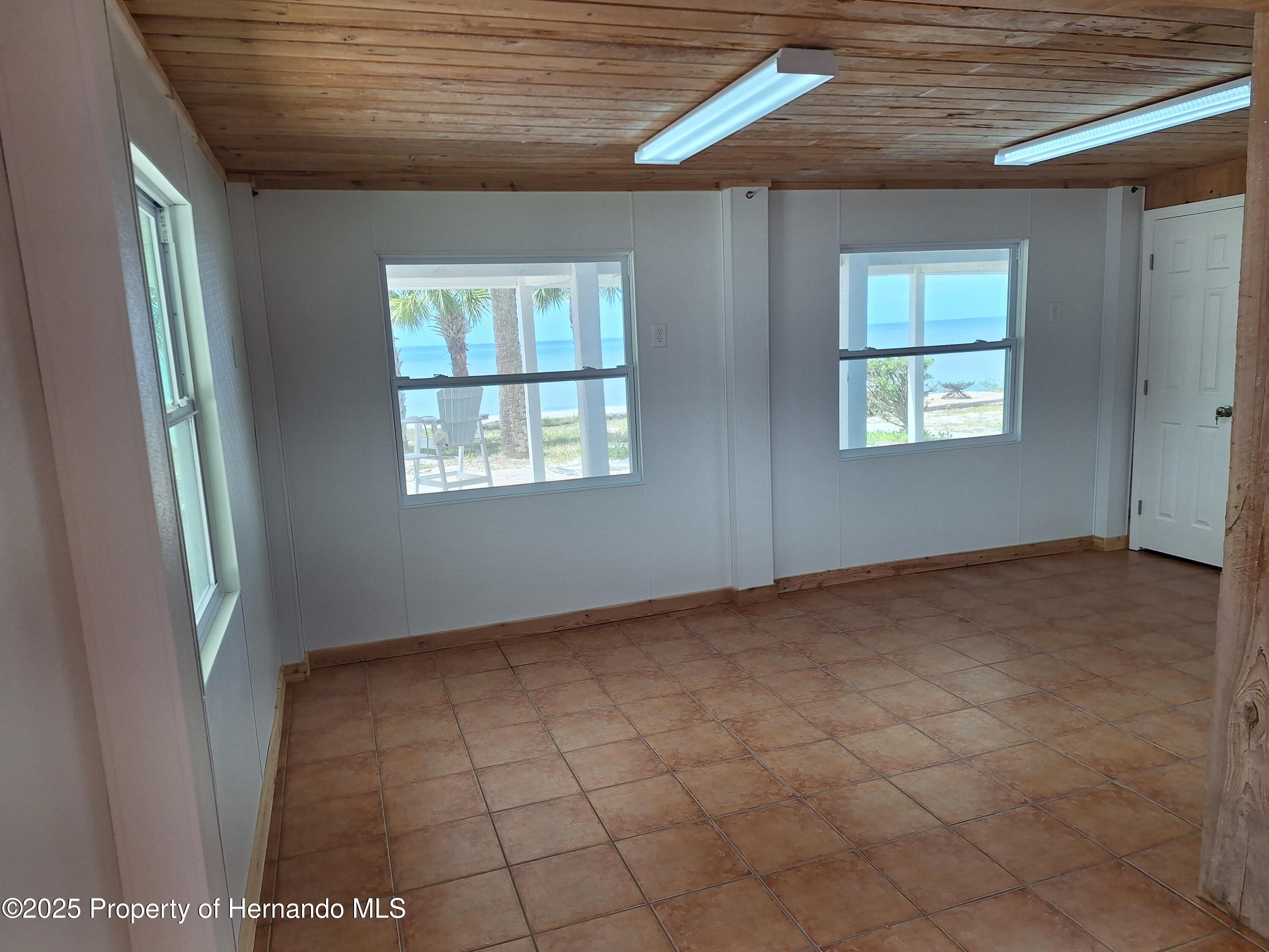 3461 Gum Drive, Weeki Wachee, Florida image 41