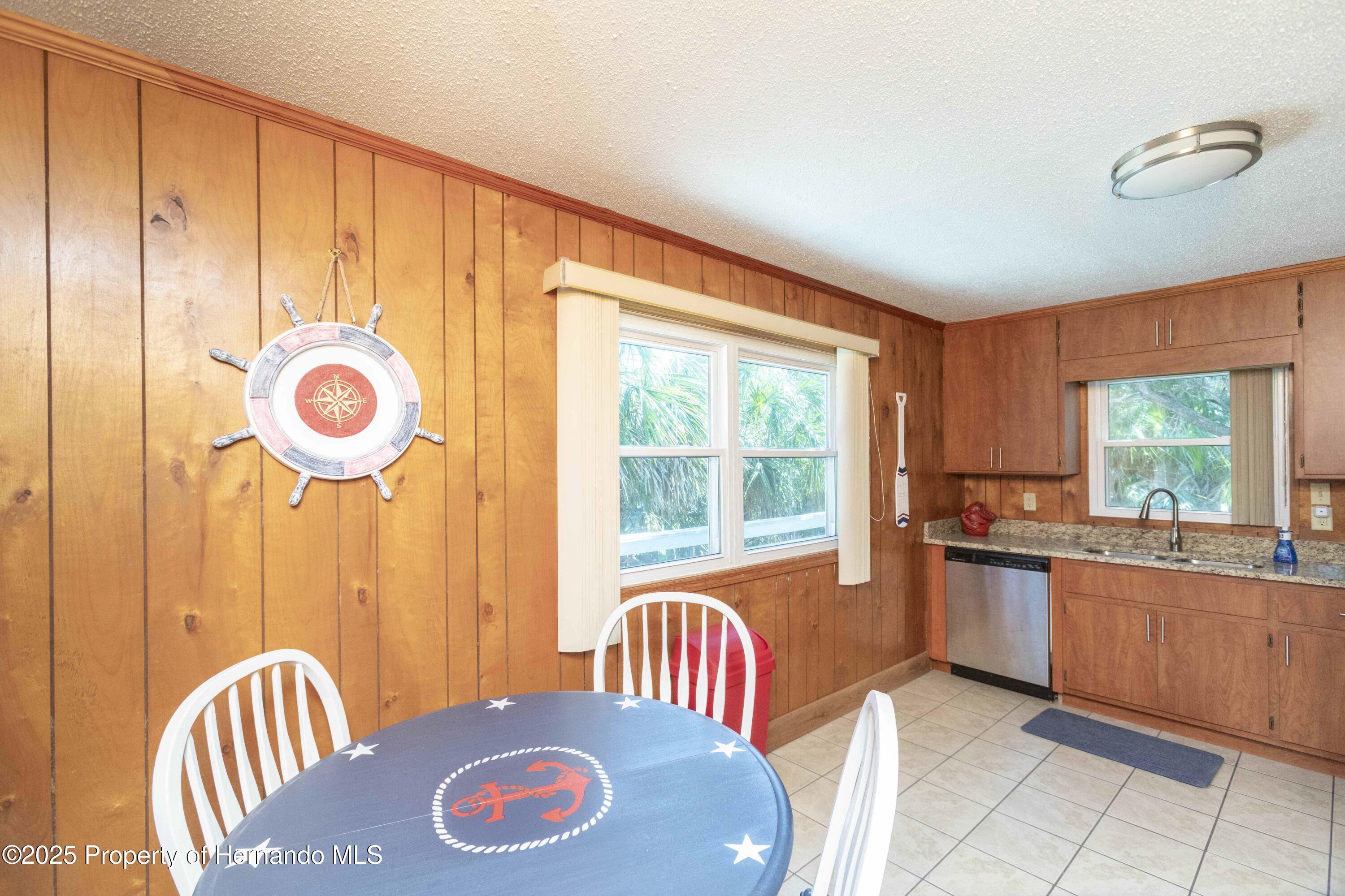 3461 Gum Drive, Weeki Wachee, Florida image 19