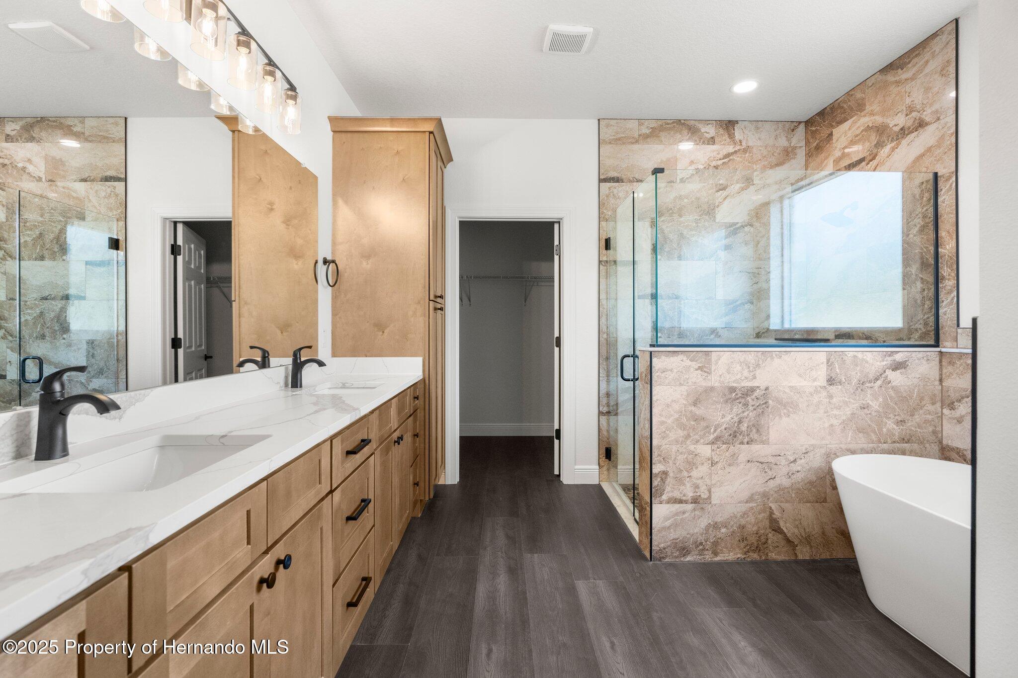 16043 Penn State Road, Weeki Wachee, Florida image 5