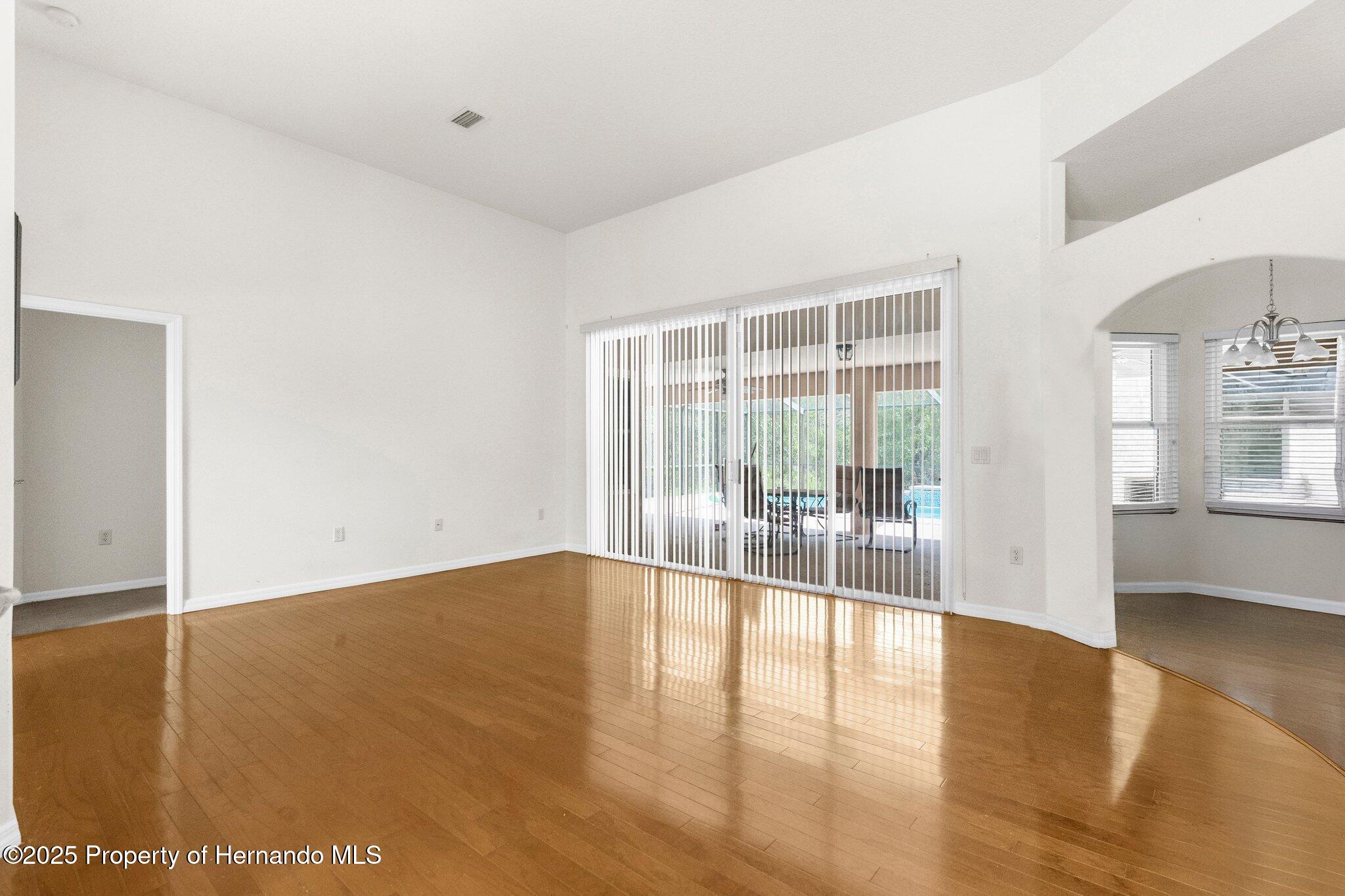 8518 N Linwood Loop, Citrus Springs, Florida image 8