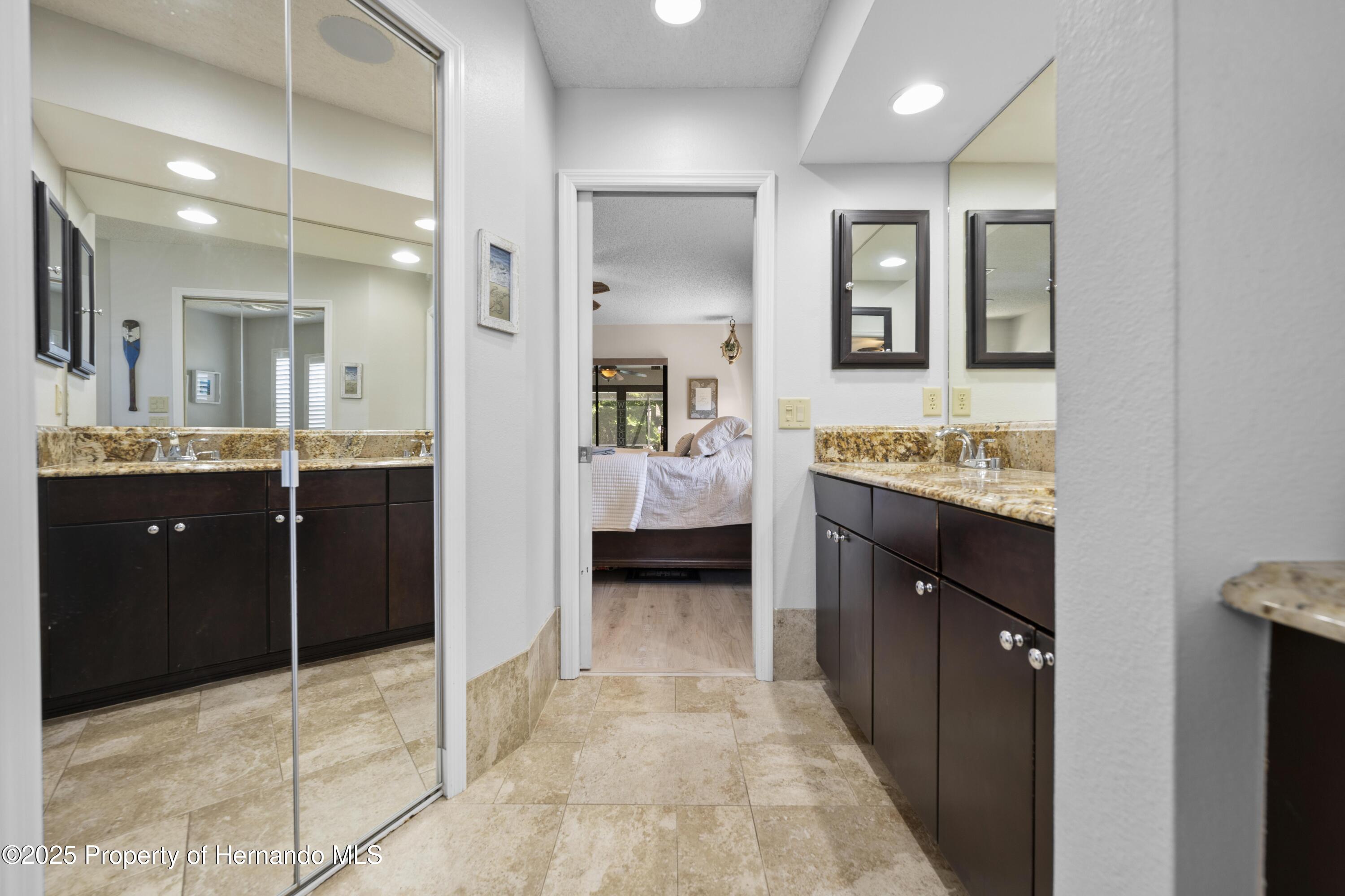 18836 Green Park Road, Hudson, Florida image 32