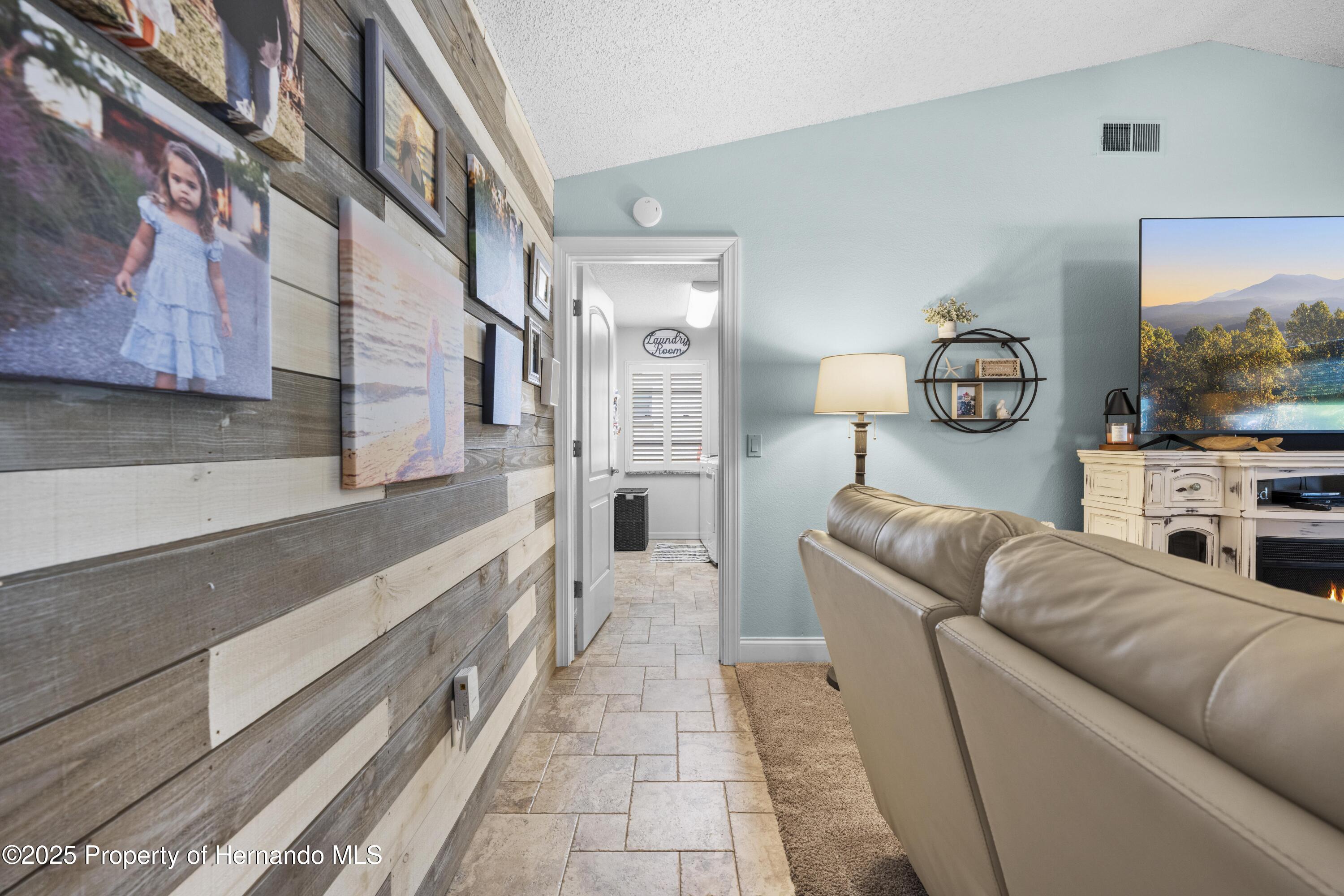 18836 Green Park Road, Hudson, Florida image 9