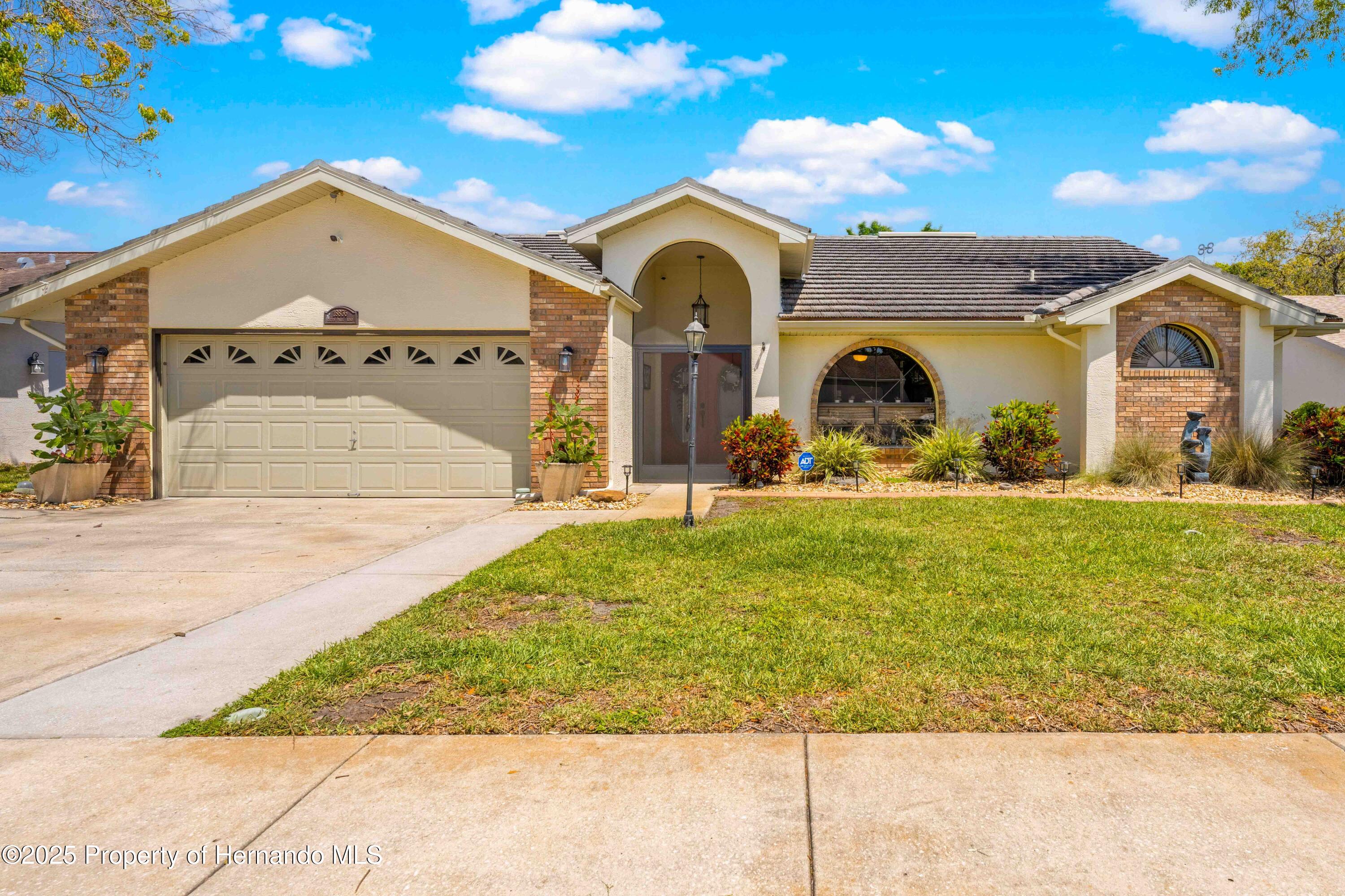 18836 Green Park Road, Hudson, Florida image 2