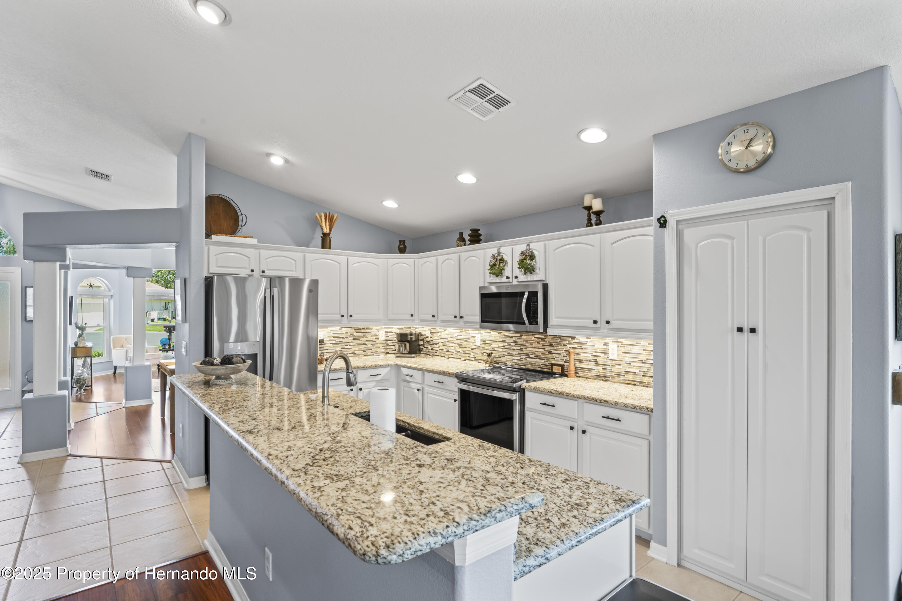 312 Barrington Court, Spring Hill, Florida image 13