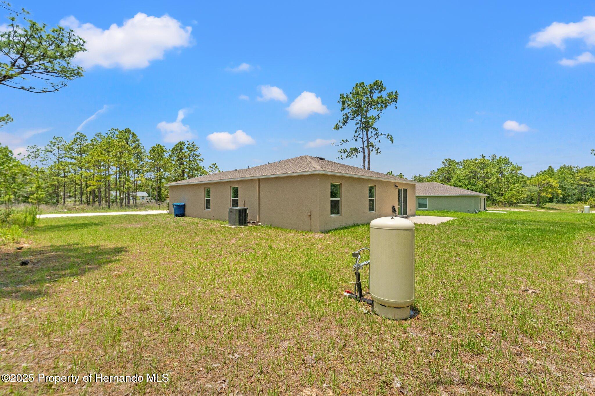 15414 Green Jay Road, Weeki Wachee, Florida image 25